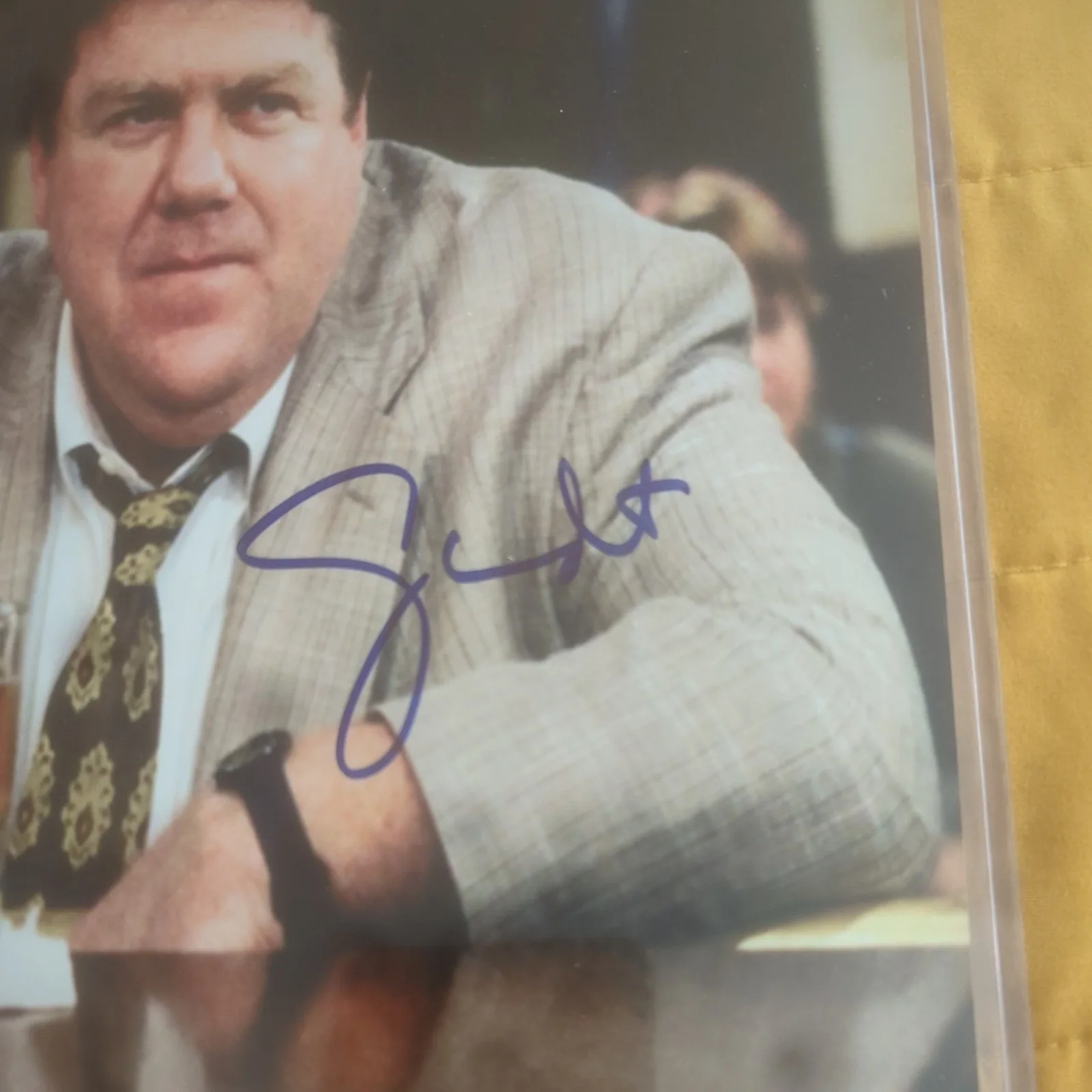 George Wendt — George Wendt Signed "Cheers" 8x10 Photo Norm Peterson certified, image 2