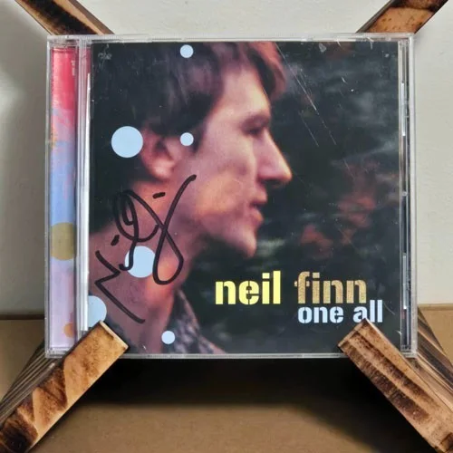 Neil Finn One All SIGNED CD 2002 Autograph Crowded House Boston Newbury Comics, изображение 2