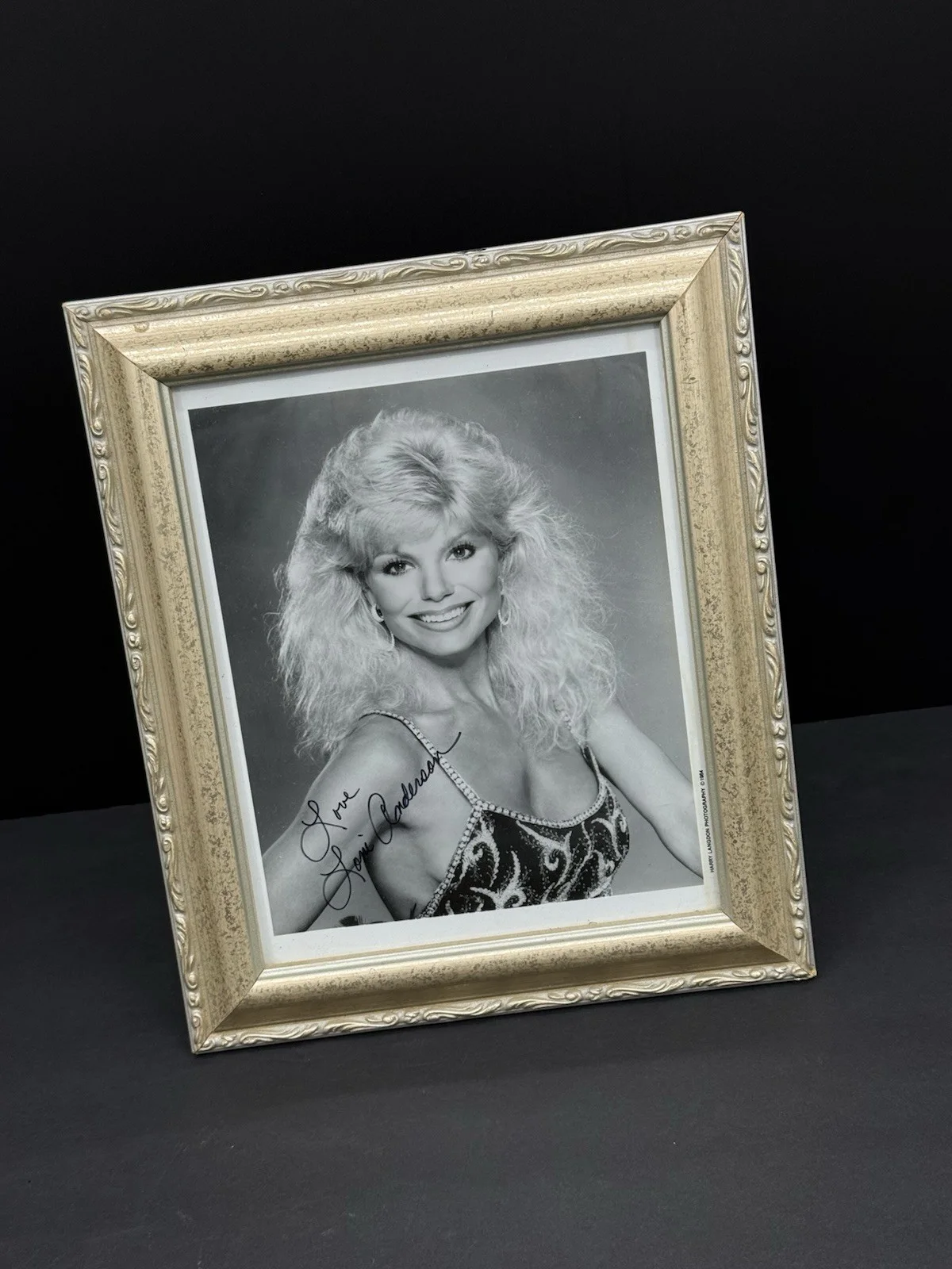 Loni Anderson — Vintage Loni Anderson Signed 1994 Framed Photo 12.50 x 10.50”