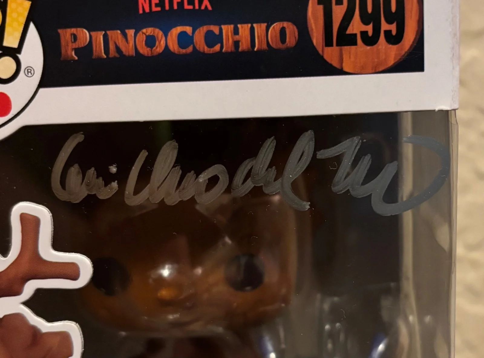 Guillermo Del Toro — Guillermo del Toro Autograph Signed Pinocchio Funko Pop #1299 NETFLIX Brand New, изображение 2