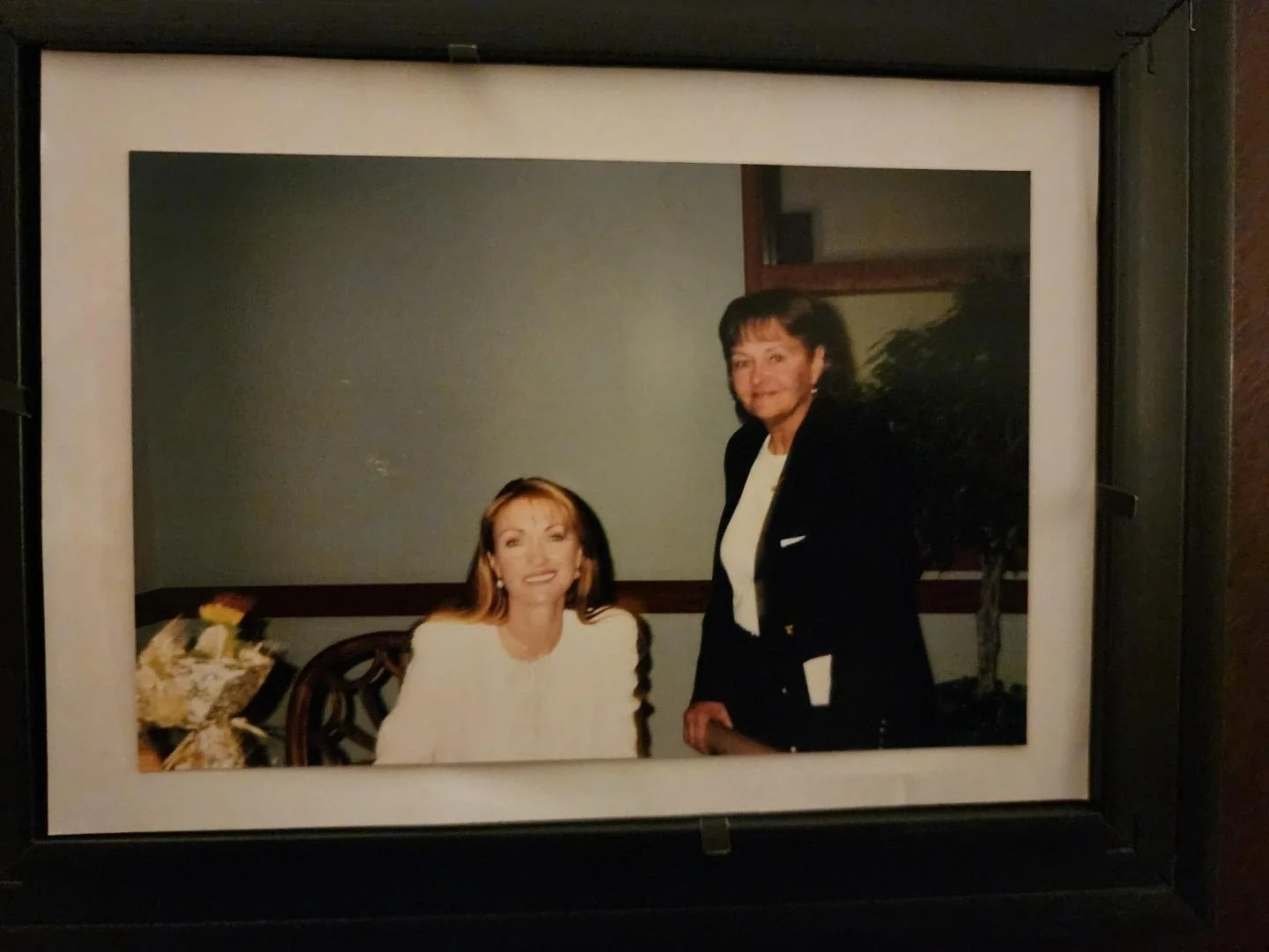 Jane Seymour — Autographed poster from Jane Seymour, image 2