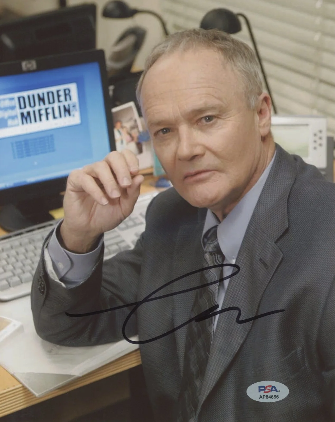 Creed Bratton — Creed Bratton The Office Authentic Signed 8x10 Vertical Photo PSA/DNA 3