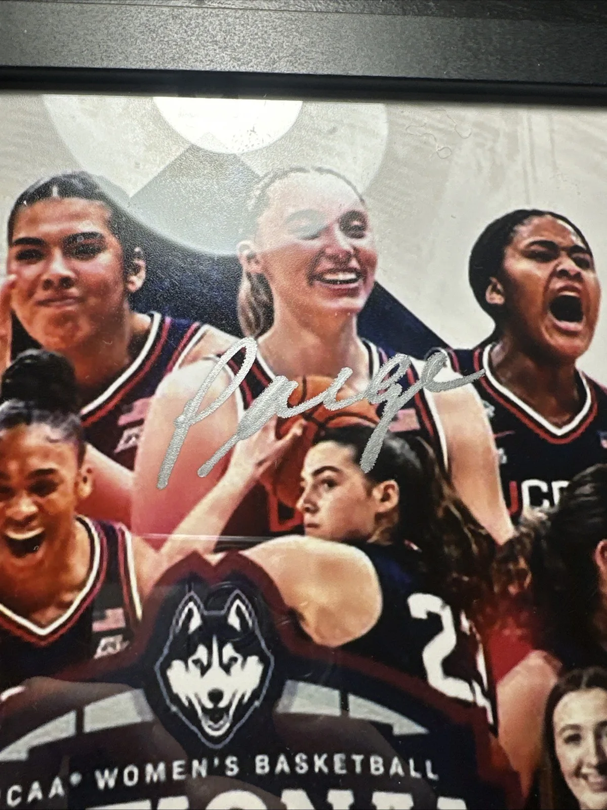 PAIGE BUECKERS AND GENO AURIEMMA SIGNED PHOTO 🔥🔥🔥 With authentication, изображение 4