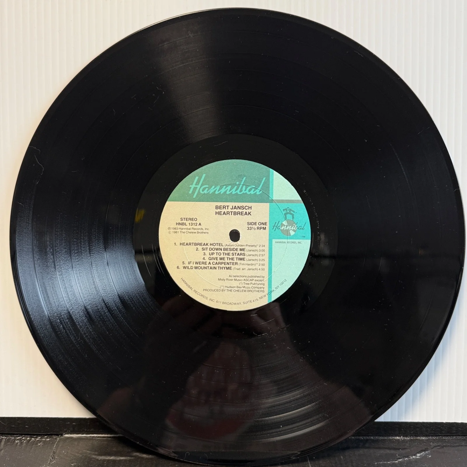 AUTOGRAPHED BERT JANSCH "Heartbreak" USA vinyl album Hannibal HNBL 1312 NM, изображение 4
