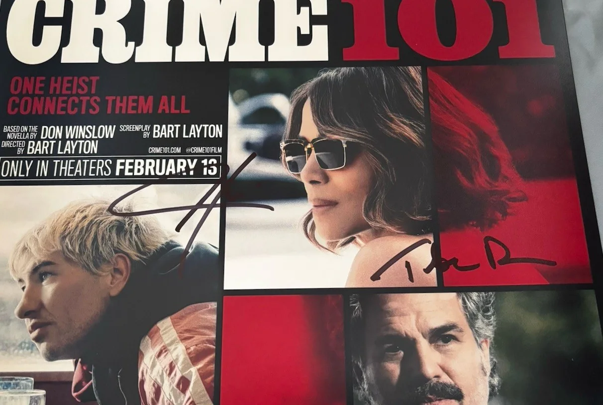 Crime 101 Signed Cast 12x18 Photo x3 Bart Layton, Corey Hawkins, Tate Donovan, изображение 2