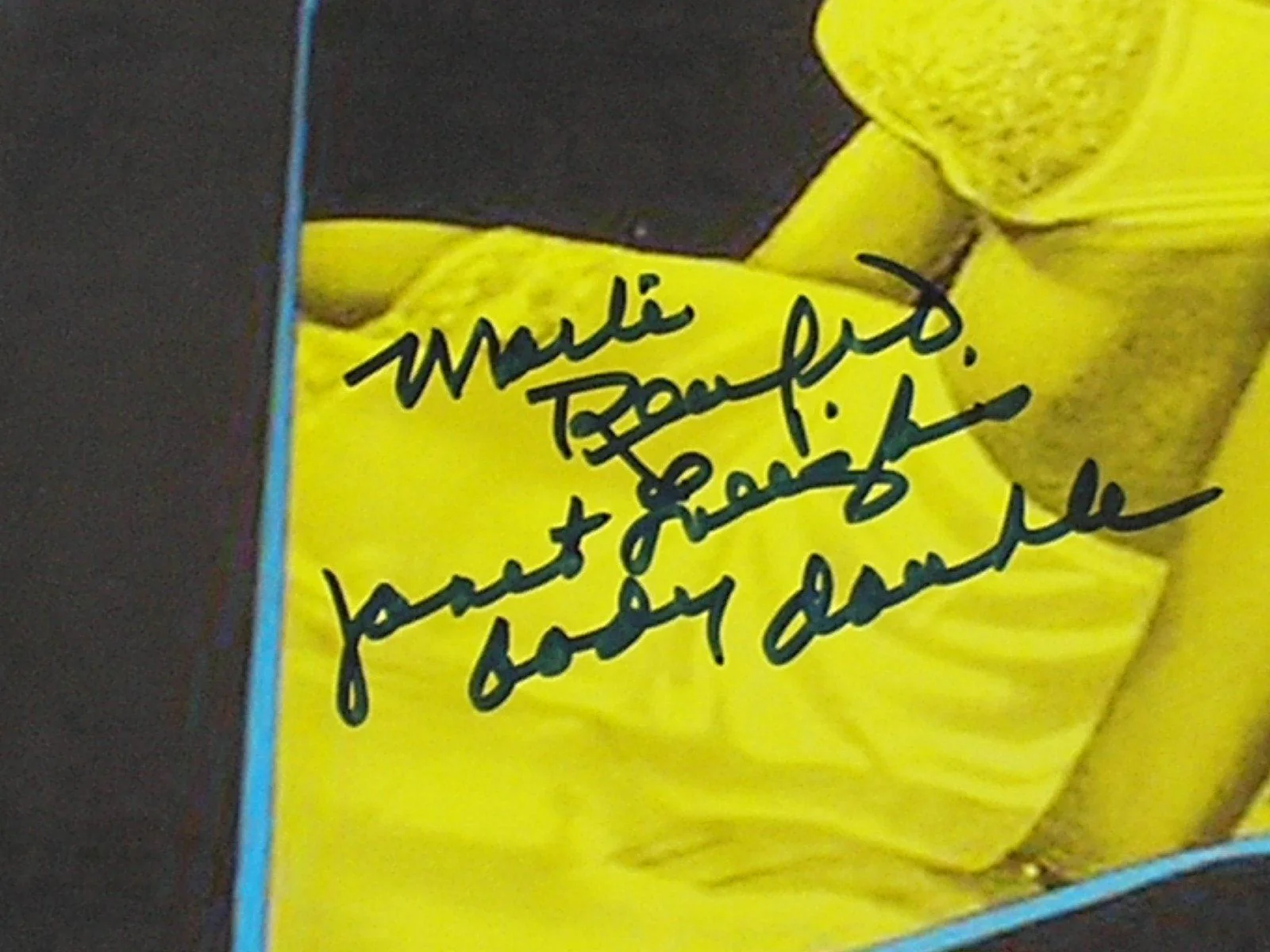 MARLI RENFRO Signed PSYCHO 11x17 Movie Poster Janet Leigh Body Double JSA COA, image 2