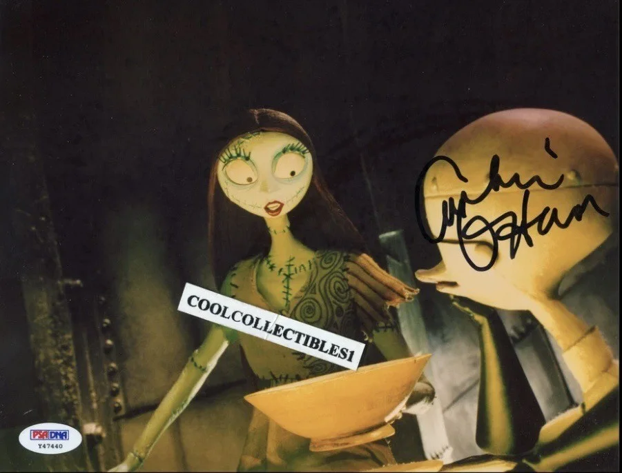 CATHERINE O'HARA — CATHERINE O'HARA "FRANKENWEENIE" IN PERSON SIGNED 8X10 COLOR PHOTO PSA/DNA COA