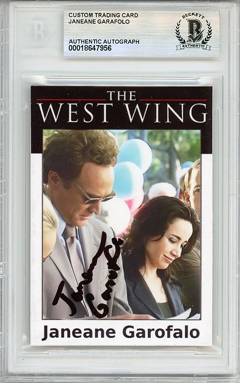 Janeane Garofalo — THE WEST WING -JANEANE GAROFALO- Beckett BAS Signed/Autograph/Auto TV Card