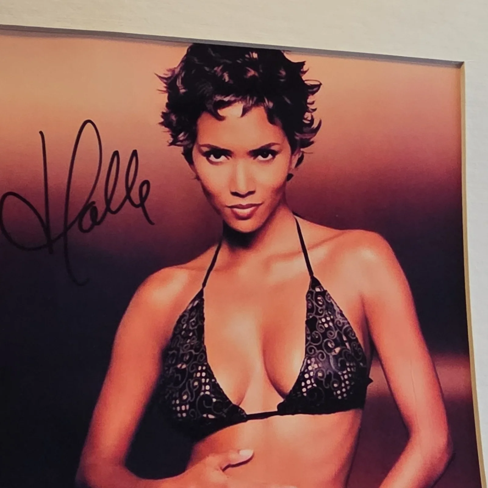 Halle Berry — Halle Berry Autographed Original Movie Photograph House of Celebrities COA, изображение 4