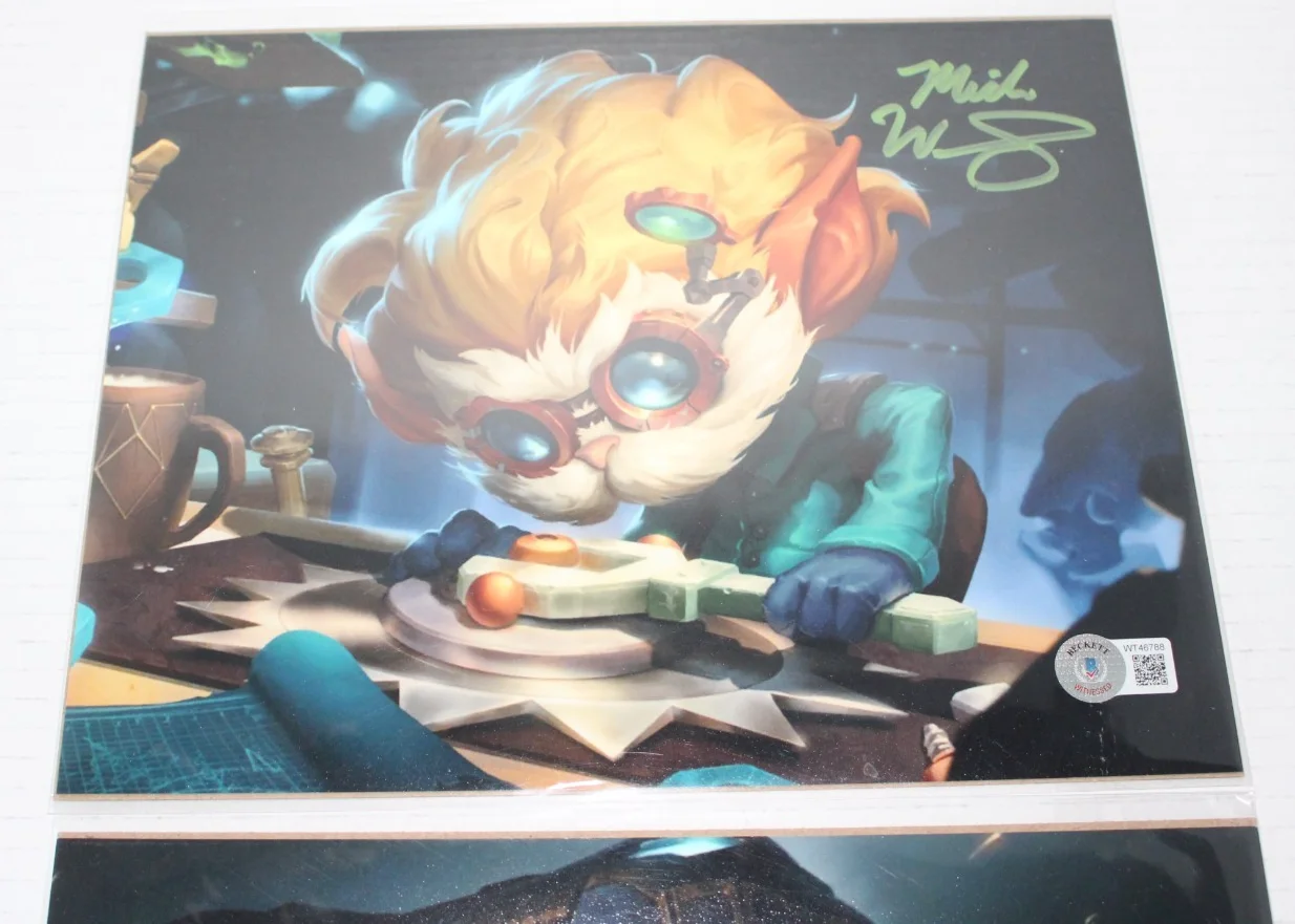 Mick Wingert — 2 Mick Wingert (Heimerdinger/League of Legends) Signed 8x10 Photos Beckett COA, изображение 2