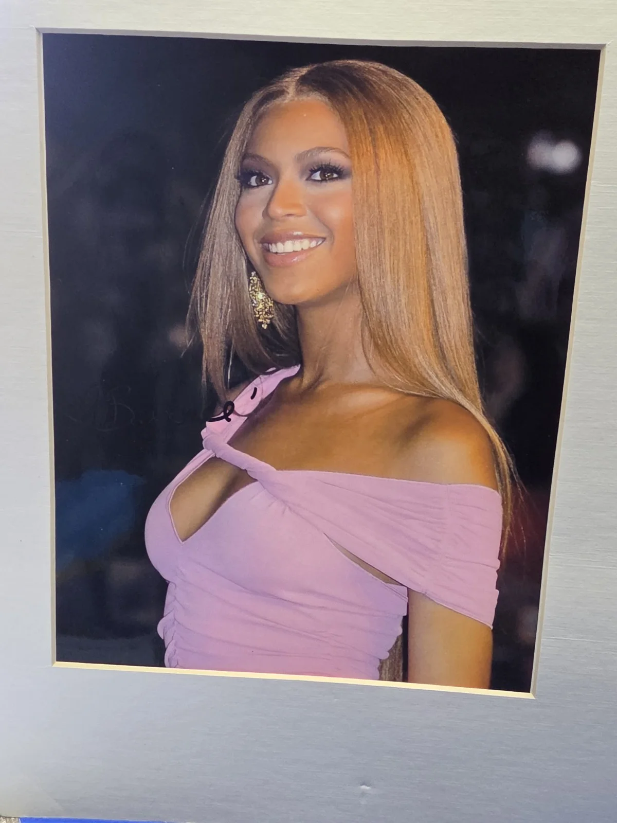 Signed Music Photograph with Certificate of Authenticity, image 3