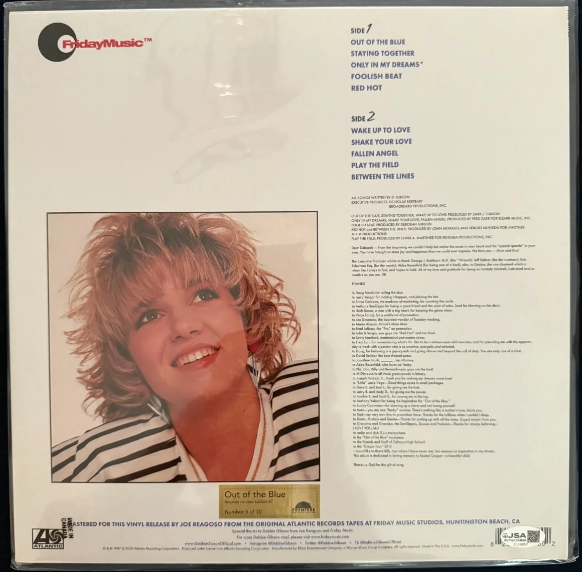 Debbie Gibson Out Of The Blue & Eternally Electric 1 of 10 Signed Bundle JSA CER, изображение 3
