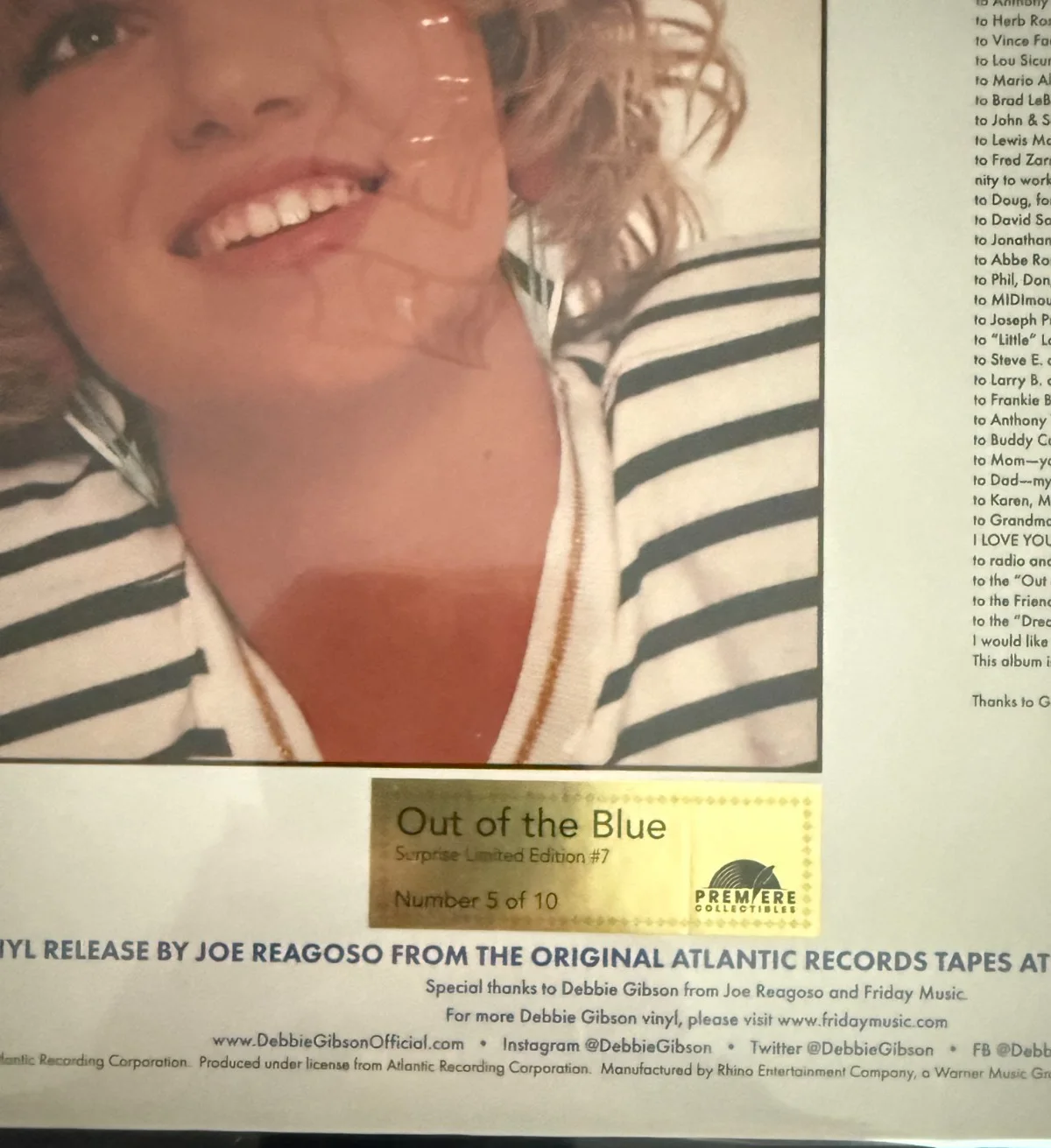 Debbie Gibson Out Of The Blue & Eternally Electric 1 of 10 Signed Bundle JSA CER, изображение 4