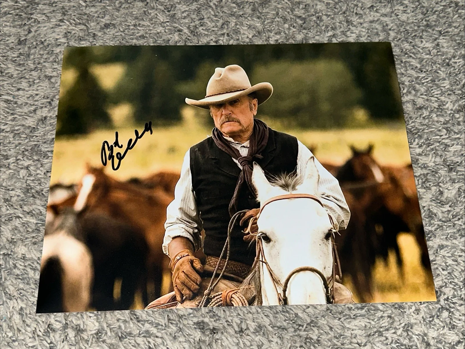 ROBERT DUVALL — 🚨RARE ROBERT DUVALL SIGNED 11x14 PHOTO ACTOR ICONIC SIGNED DUVALL, изображение 2
