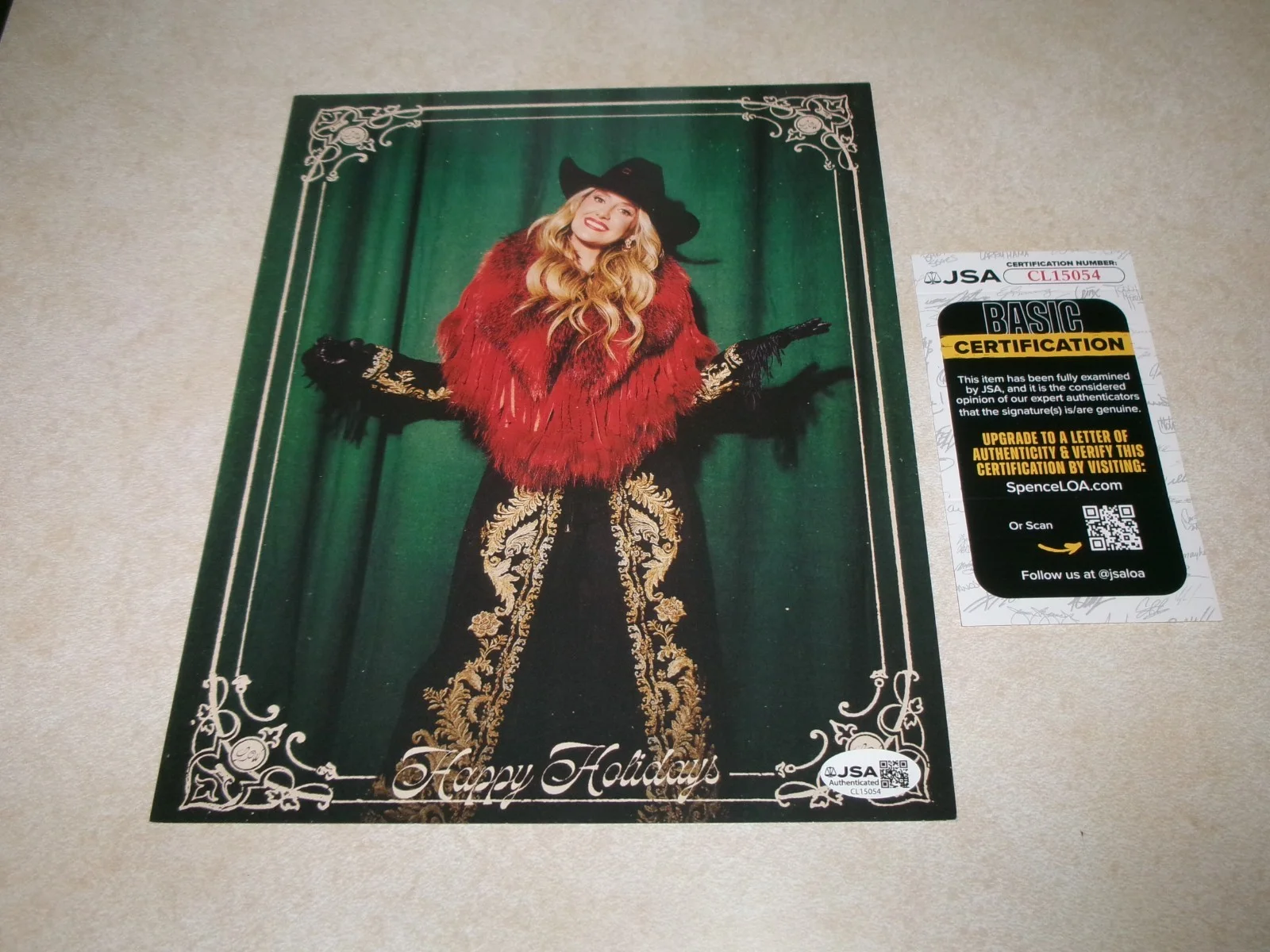 Country Singer Lainey Wilson Signed Happy Holidays 8x10 JSA CERT, image 2