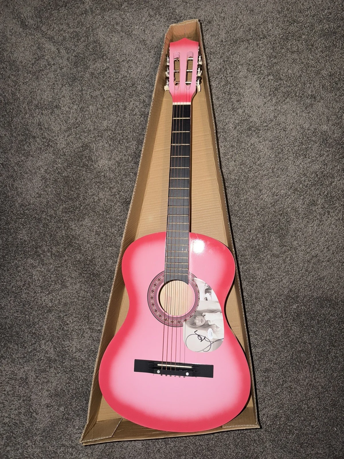 Taylor Swift Guitar with Signed Custom Insert Pickgaurd (JSA), image 3