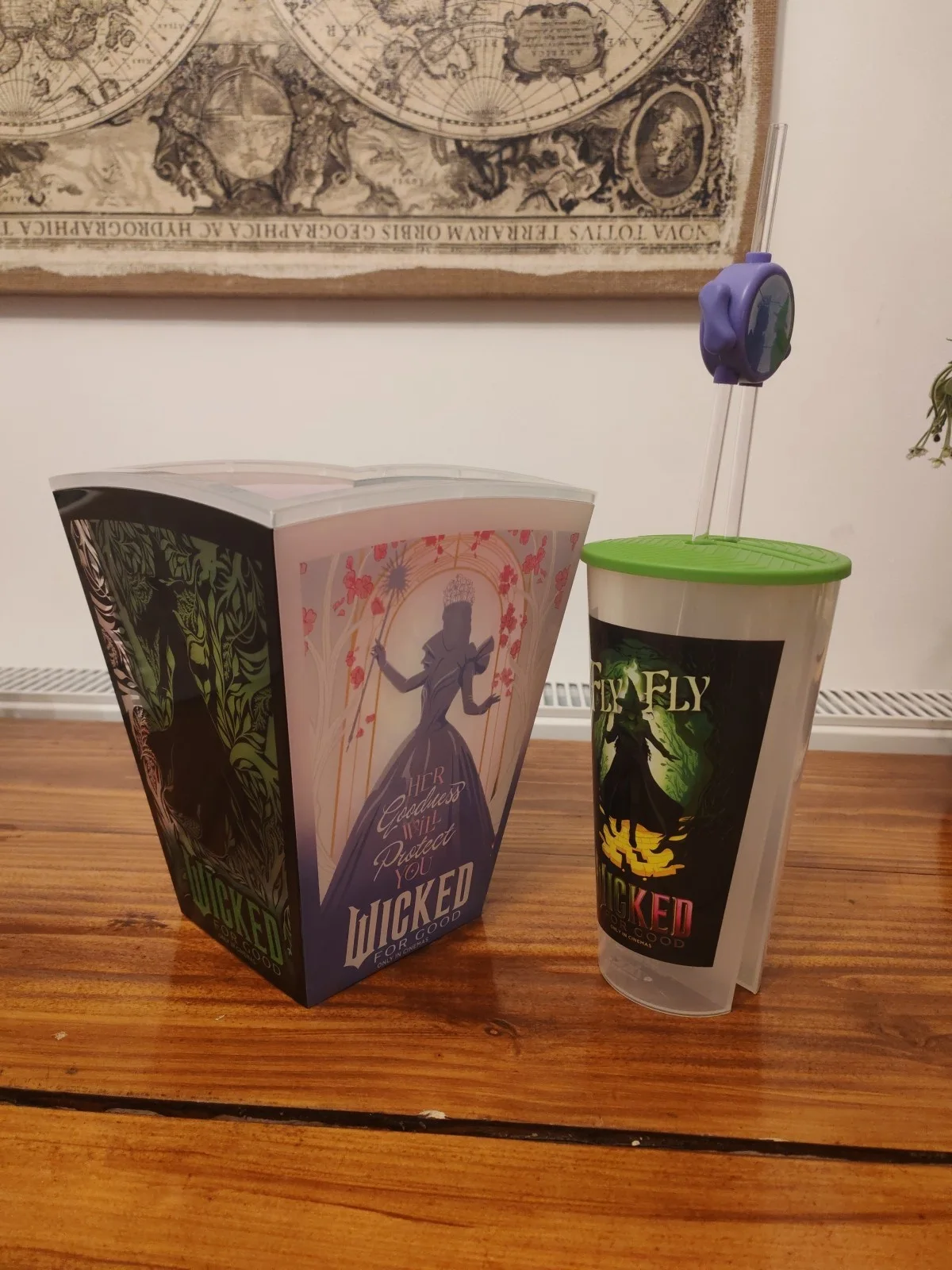 Wicked For Good Cinema Light Up Popcorn Bucket And Duo Cup With Straw New, изображение 3