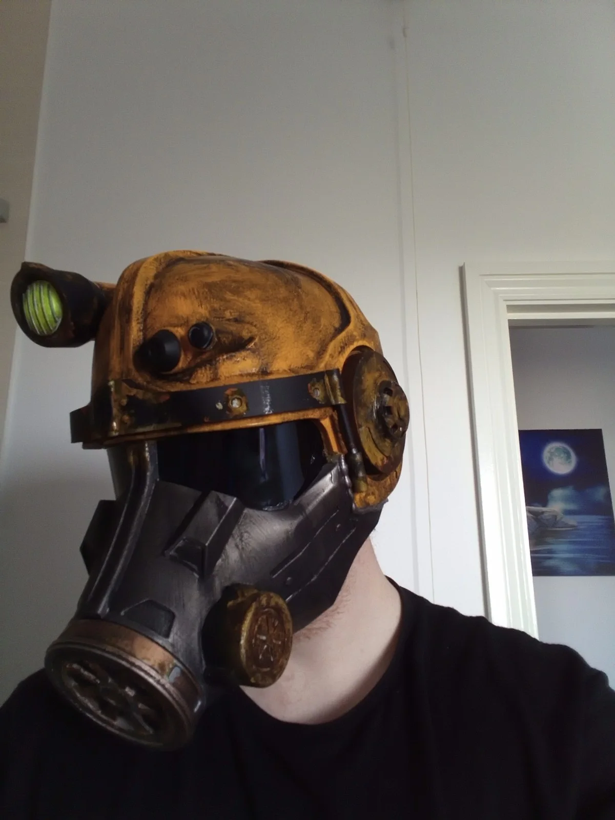 Fallout Combat Armor Helmet with gas mask attachment 3d printed Prop, image 2