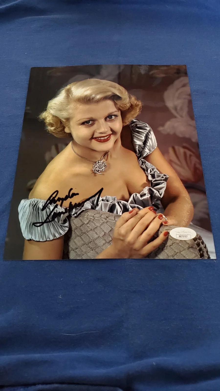 Angela Lansbury — Angela Lansbury Signed 8 X 10 Photo - Murder She Wrote Actress - JSA Deceased