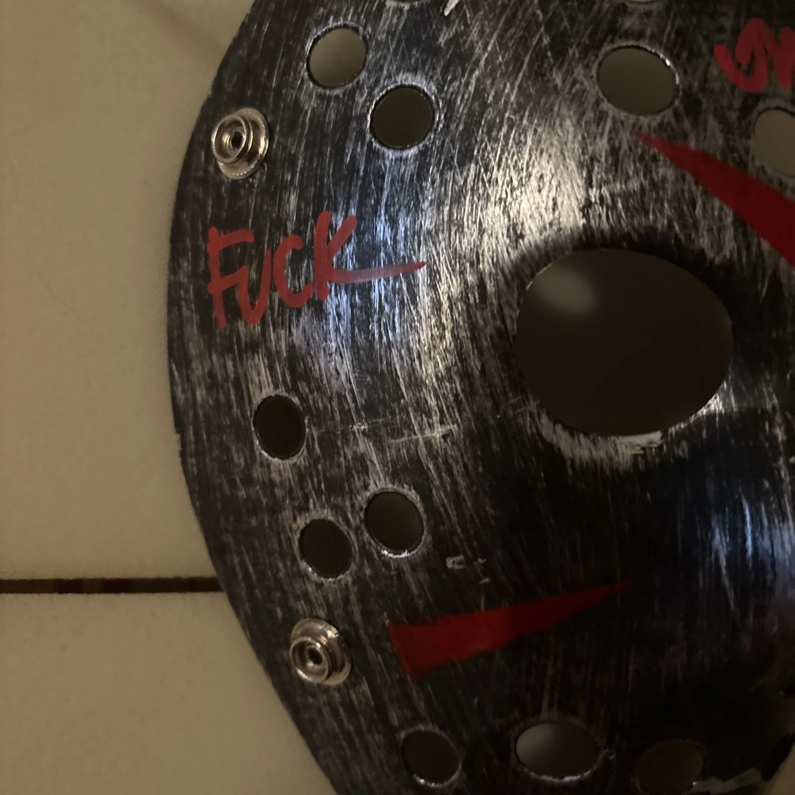 Ari Lehman — Ari Lehman Signed Auto Inscribed Jason Voorhees Mask “F Chucky” Jason 1 Beckett, изображение 5