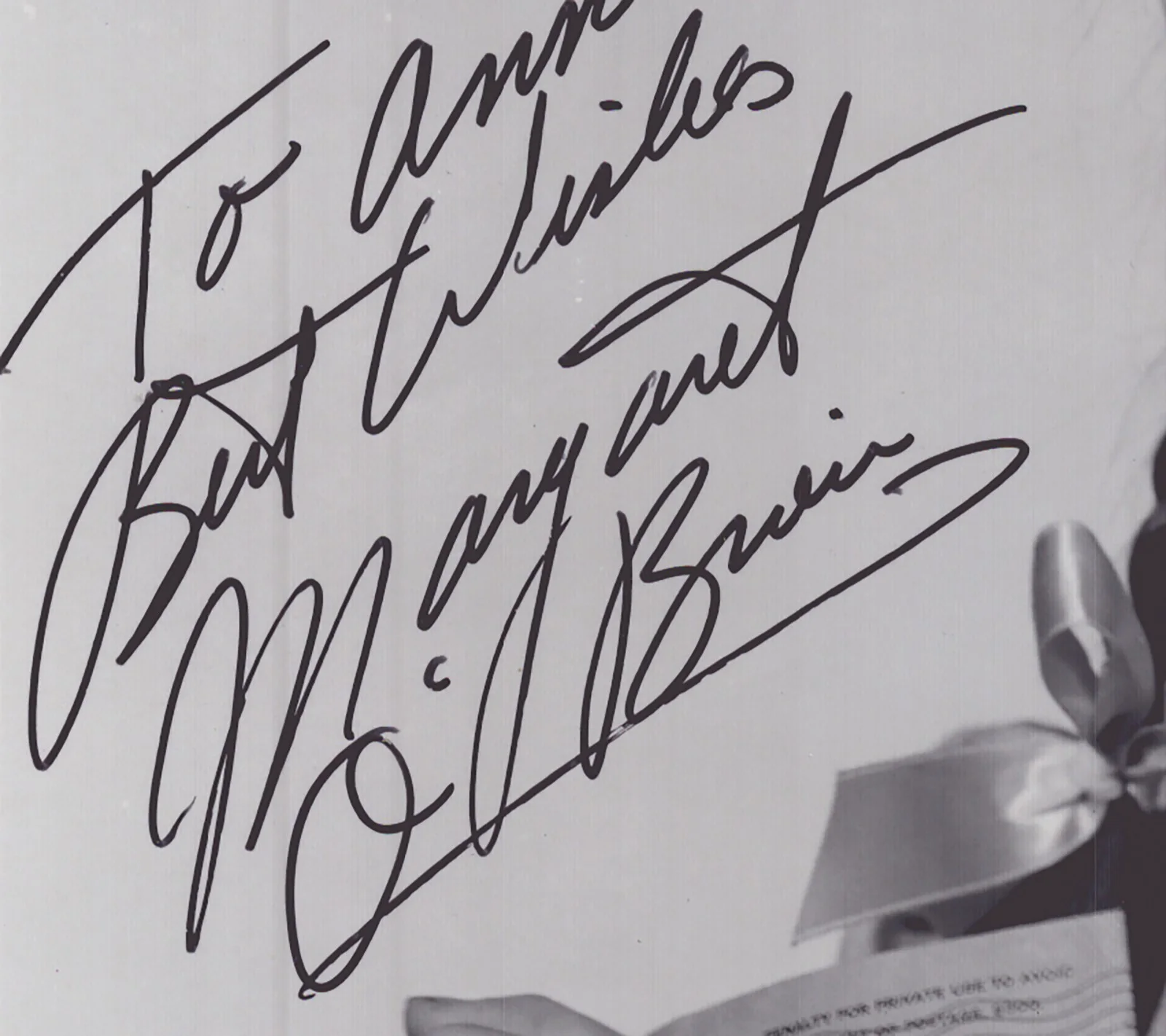 Margaret O'brien — MARGARET O'BRIEN - AUTOGRAPHED INSCRIBED PHOTOGRAPH, image 2