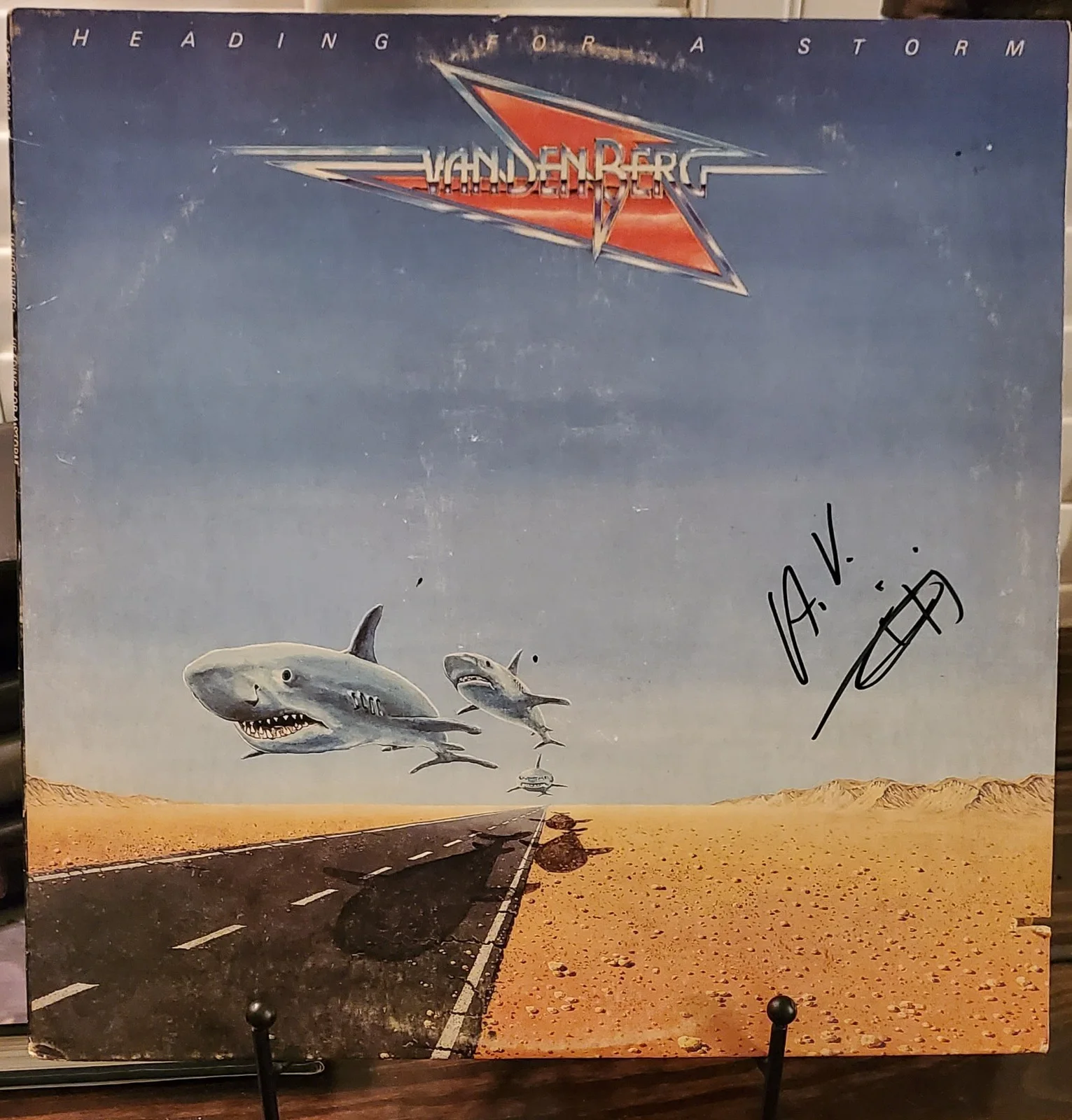 VANDENBERG - Autographed Cover HEADING FOR A STORM -Signed By Adrian Vandenberg, image 3