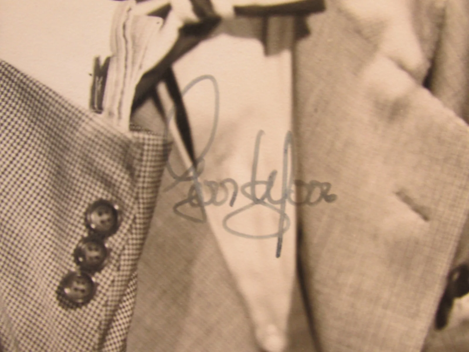 Gary moore — Vintage GARY MOORE 1950s original Signed Autographed 8"x10" photograph, изображение 3