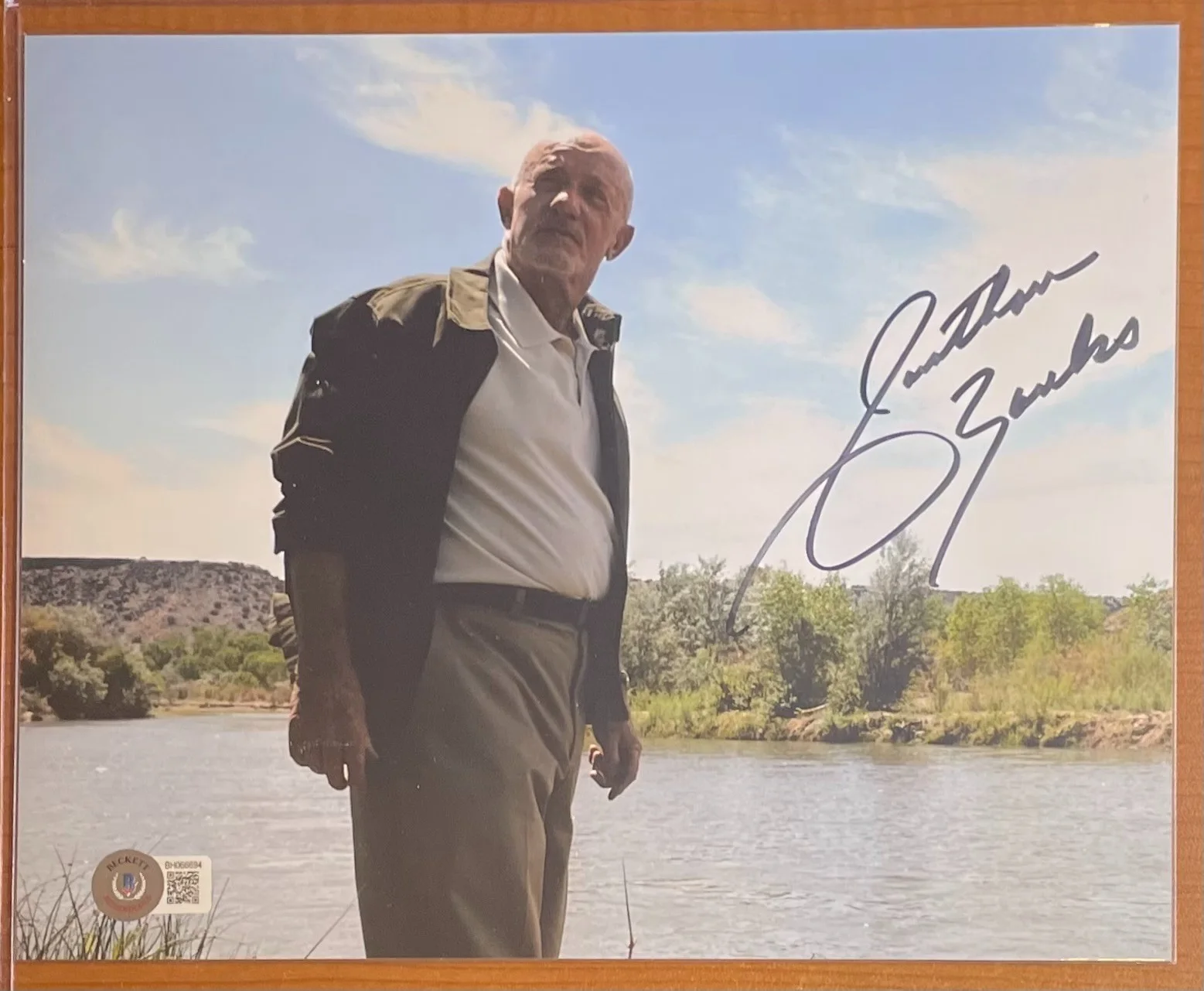 JONATHAN BANKS — (2) JONATHAN BANKS SIGNED BREAKING BAD 8x10 PHOTOGRAPH LOT BAS BGS AUTOGRAPH, изображение 2