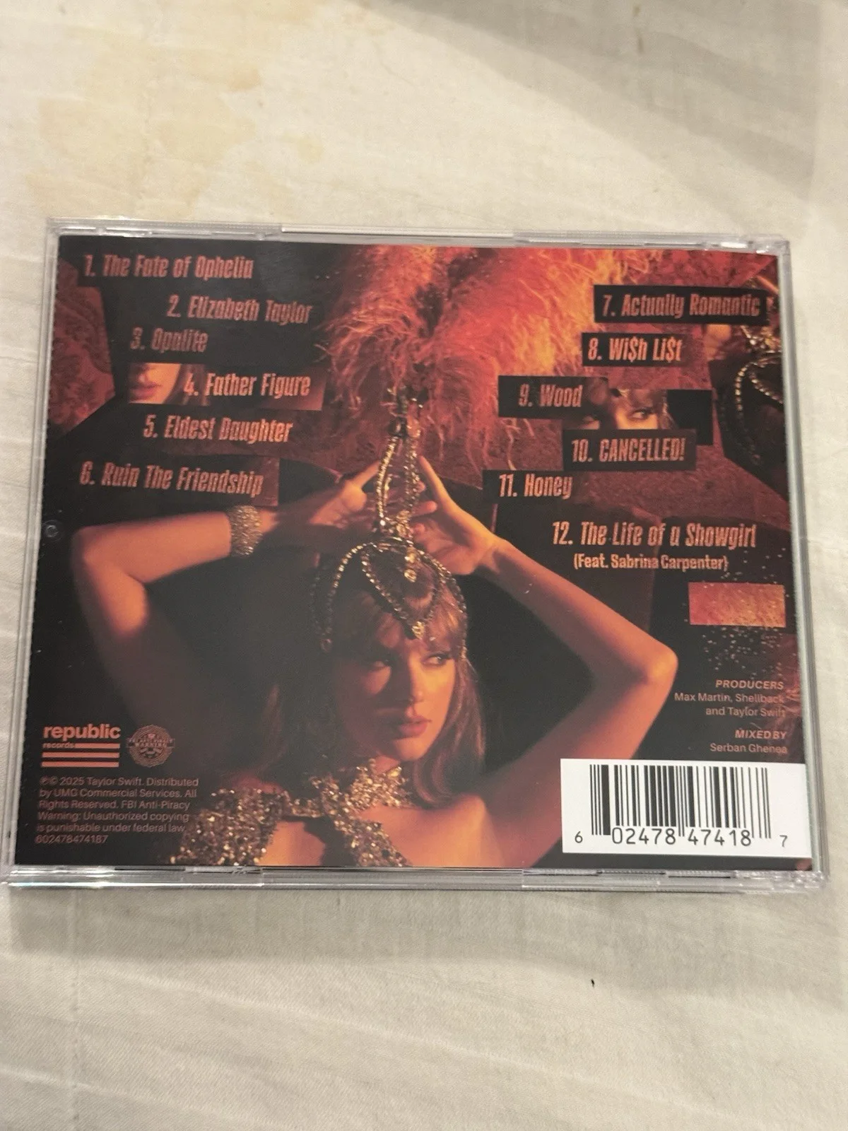 TAYLOR SWIFT Signed/Auto The Life Of A Showgirl CD JSA COA Photo 3 Autograph🔥, изображение 5