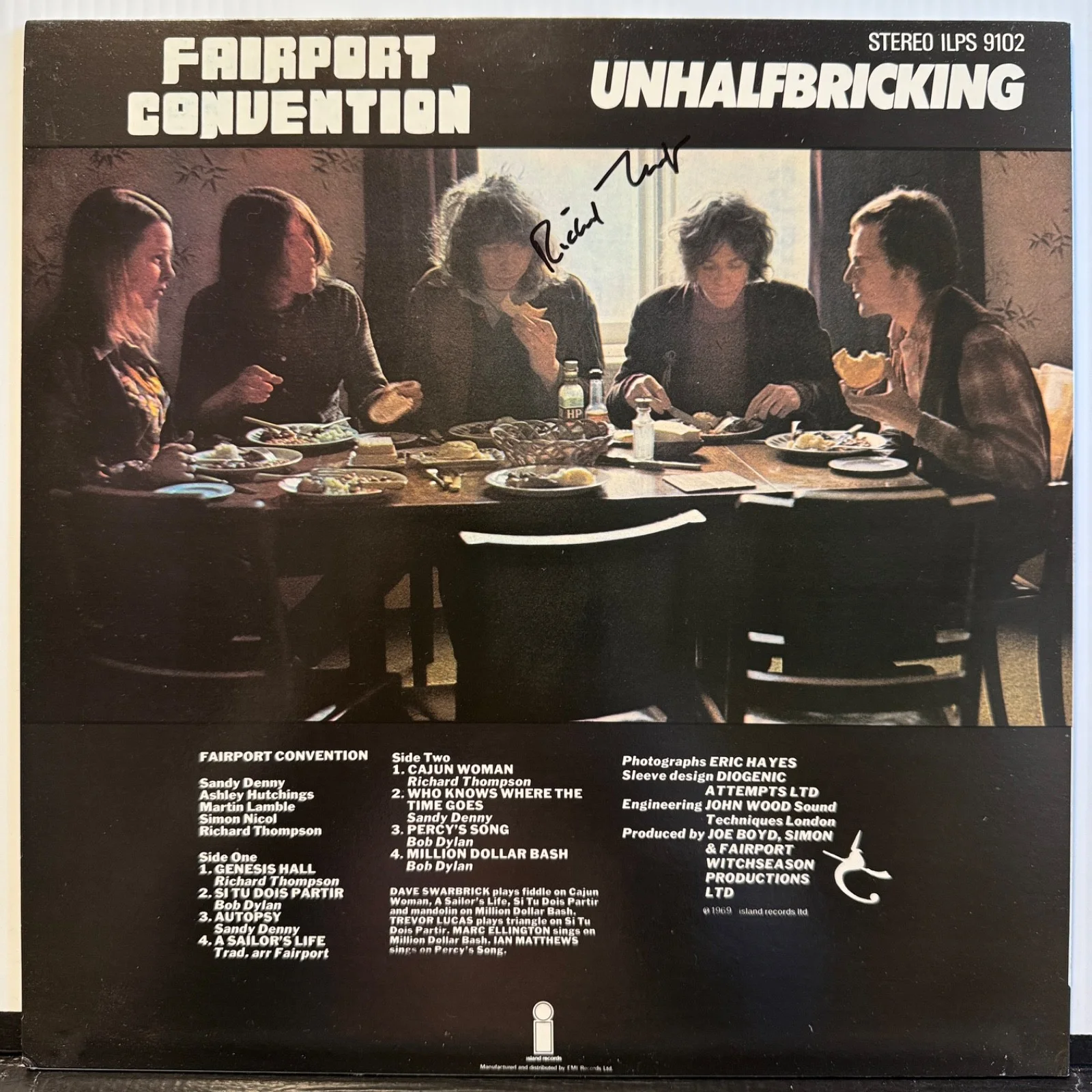 AUTOGRAPHED FAIRPORT CONVENTION "Unhalfbricken" RICHARD THOMPSON UK vinyl reissu, изображение 2