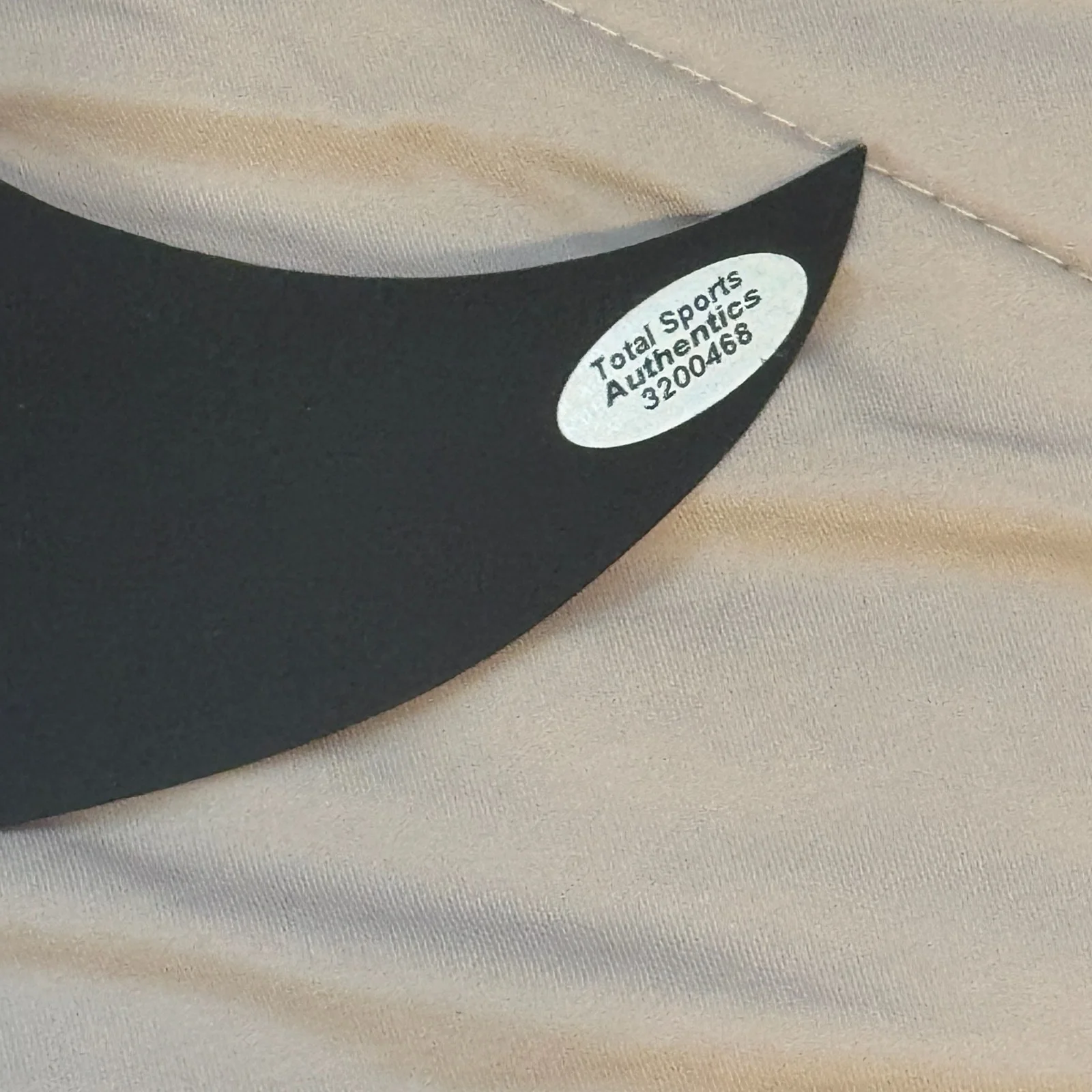 LUKE COMBS SIGNED AUTOGRAPH AUTO GUITAR PICKGUARD W/ COA COUNTRY MUSIC SUPERSTAR, изображение 3
