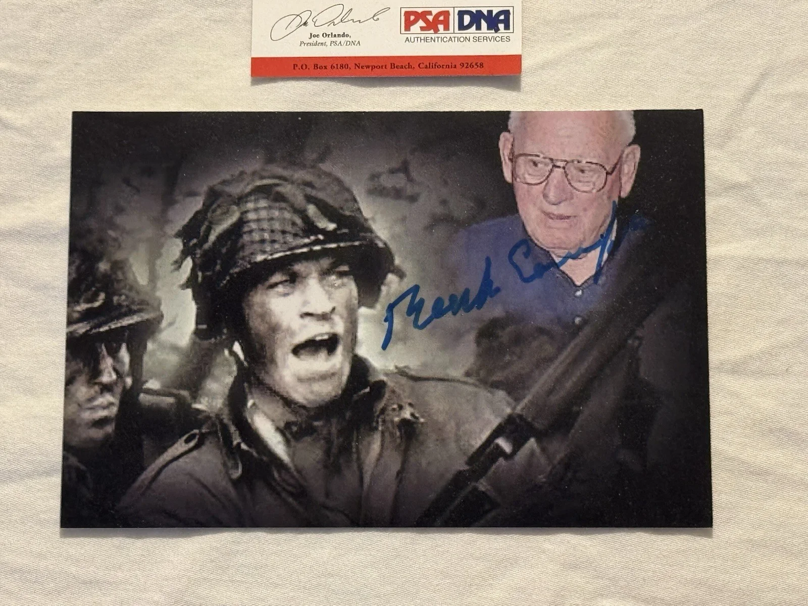 Neal MacDonough, Buck Compton — Neal McDonough & Buck Compton WW2 Band of Brothers Autographed Photos PSA#M99818, изображение 3