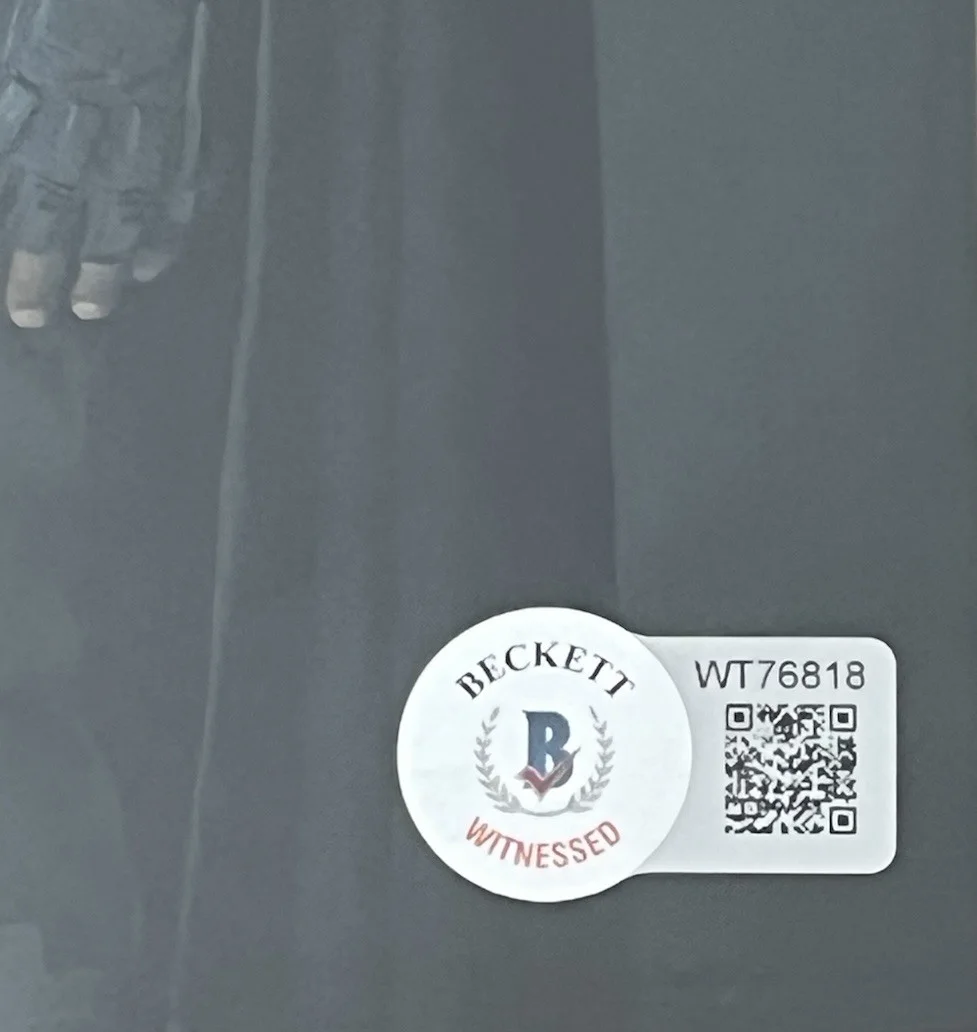 Giancarlo Esposito — Giancarlo Esposito as Moff Gideon Signed "Mandalorian" 8x10 Photo (Beckett), изображение 3