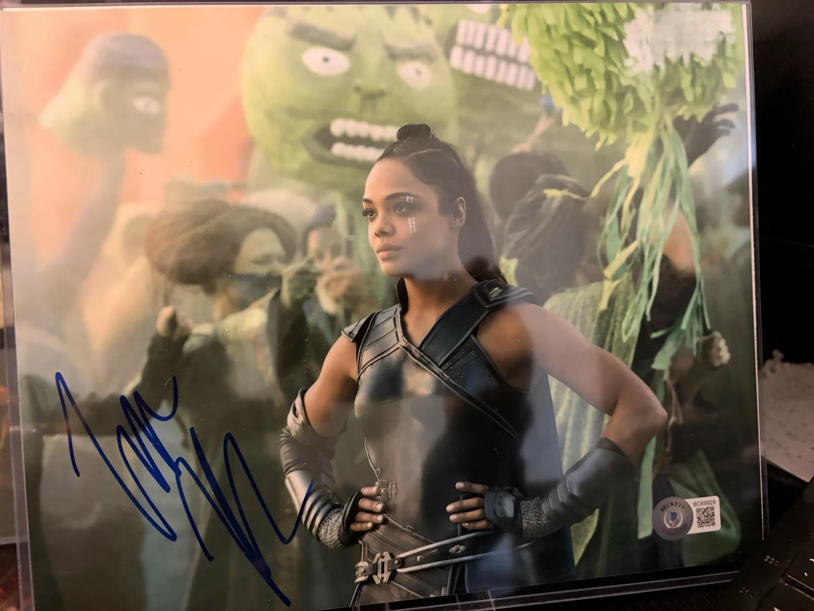 Tessa Thompson — Tessa Thompson "Thor: Ragnarok" AUTOGRAPH Signed 'Valkyrie' 8x10 Photo B ACOA