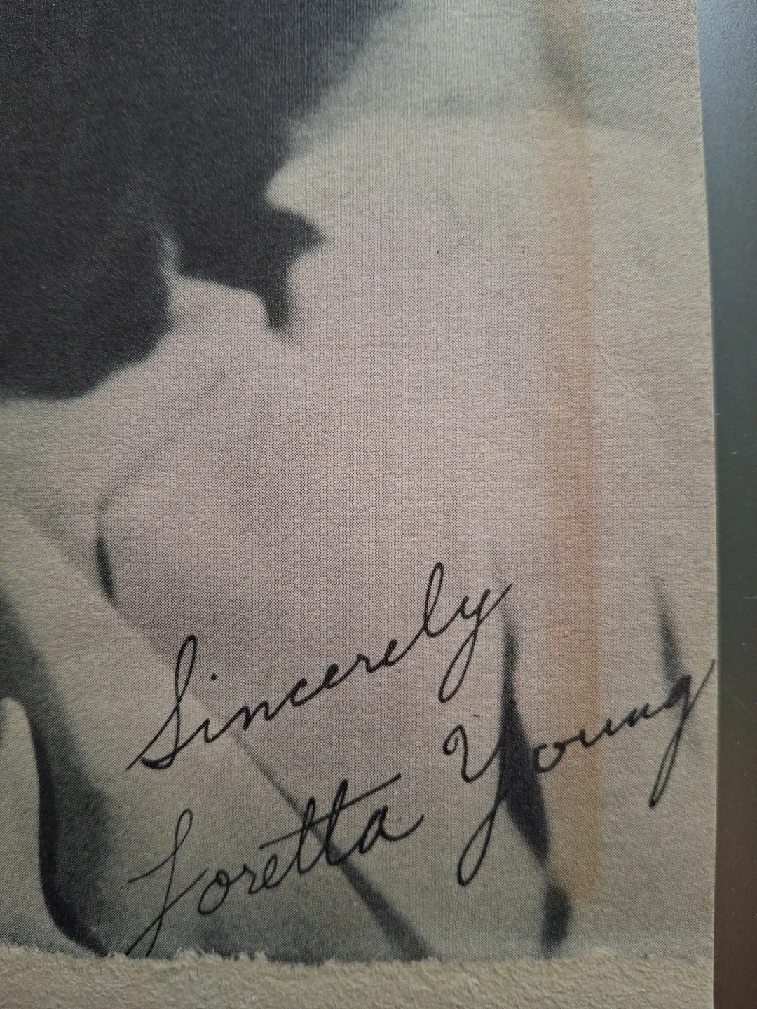LORETTA YOUNG — Loretta Young - Signed Vintage Celebrity Autograph Photo, image 2