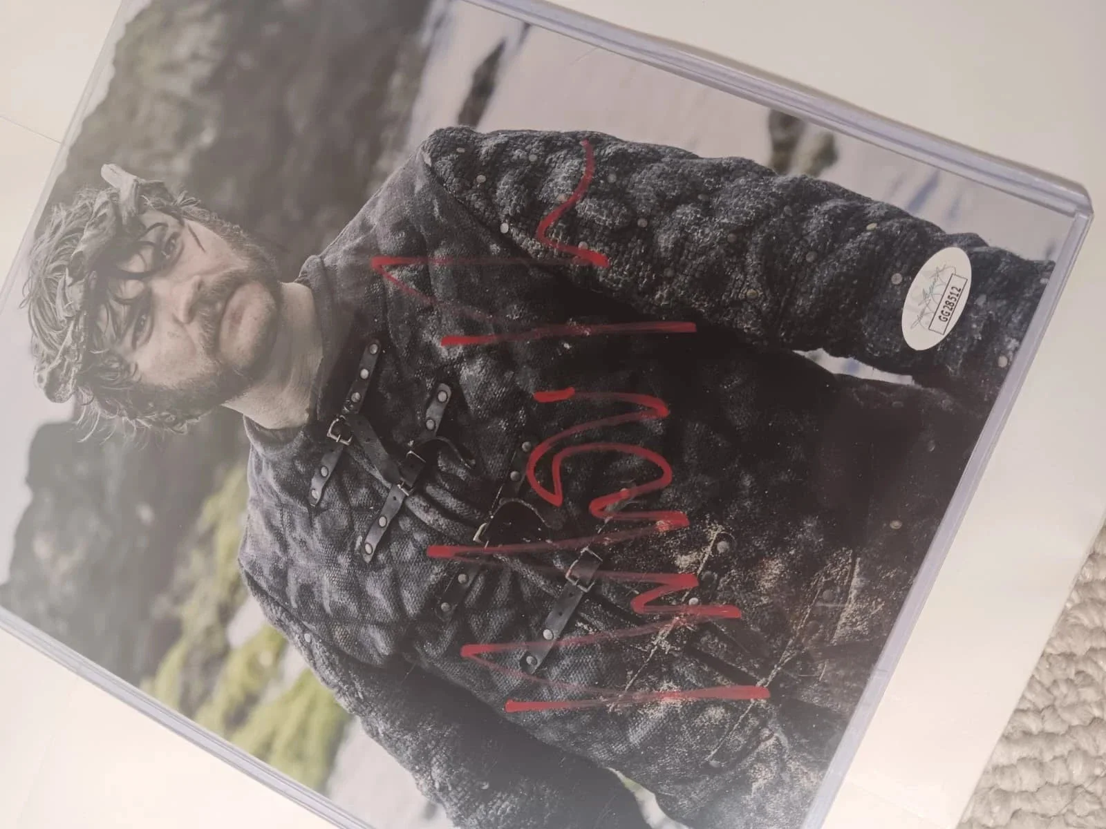 Pilou Asbaek — Pilou Asbaek Signed Game Of Thrones 8x10 Photo Autograph Euron Greyjoy BAS COA, image 2