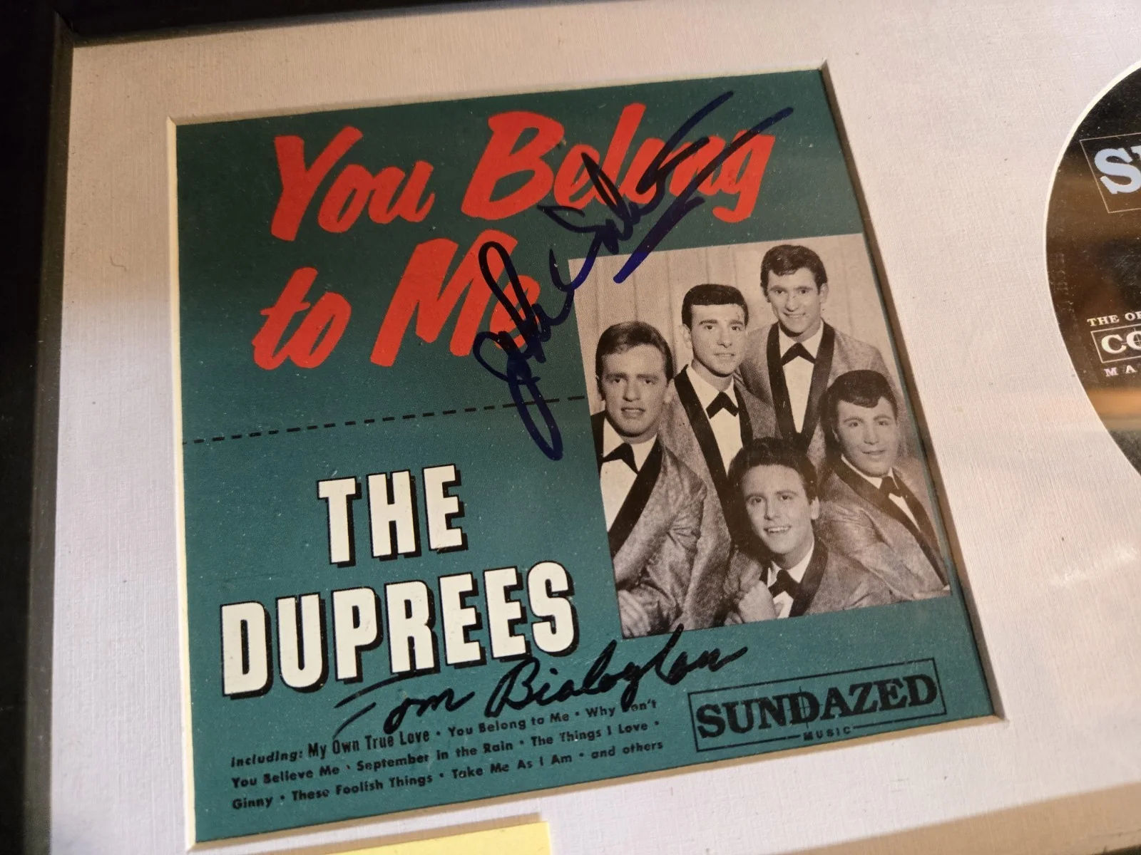 Duprees Autographed You Belong To Me Cd Framed Rare 2 Members, изображение 3