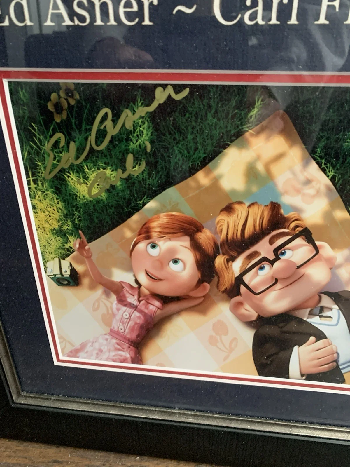 Disney Pixar Movie Up 27 by 17 Framed Pictures Autographed by Edward Asner JSA, изображение 2