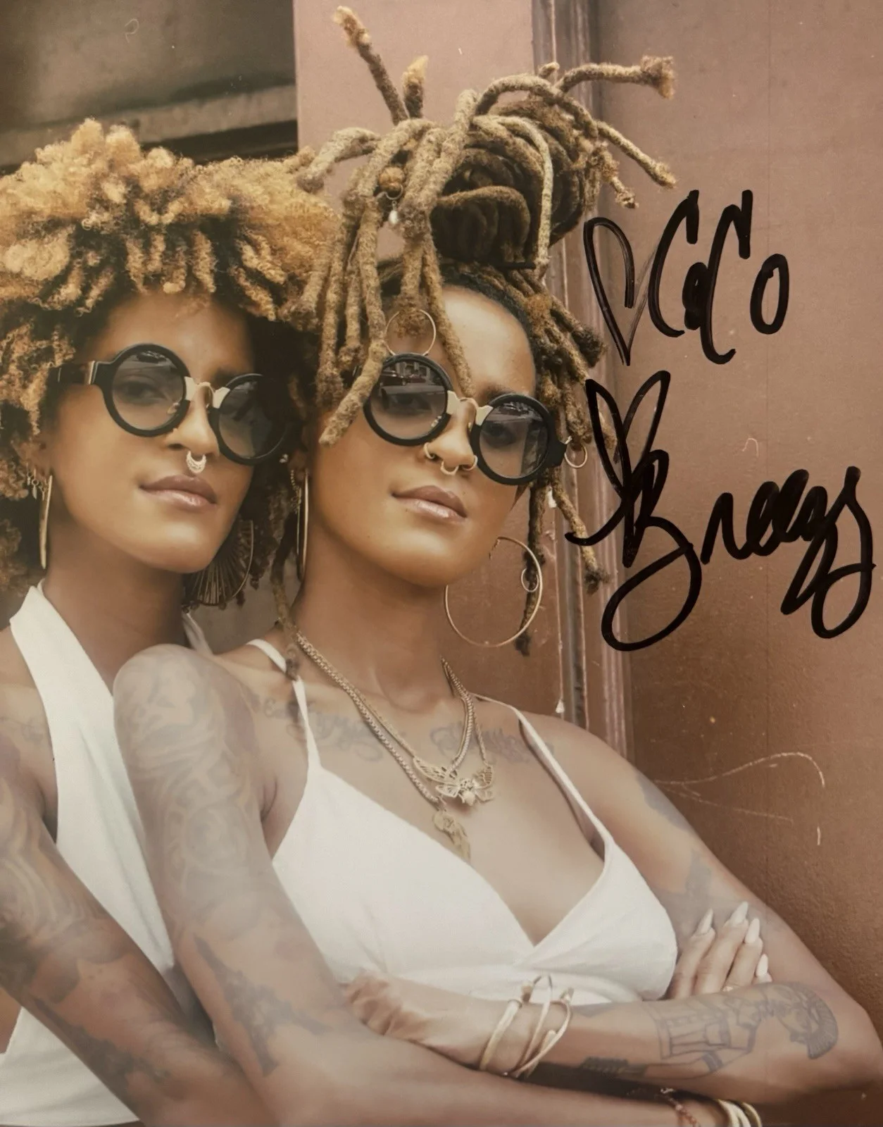 Coco, Breezy — COCO & BREEZY signed 8x10 Photo! One Of The Best DJ DUO! Twin Sisters W/COA, изображение 2
