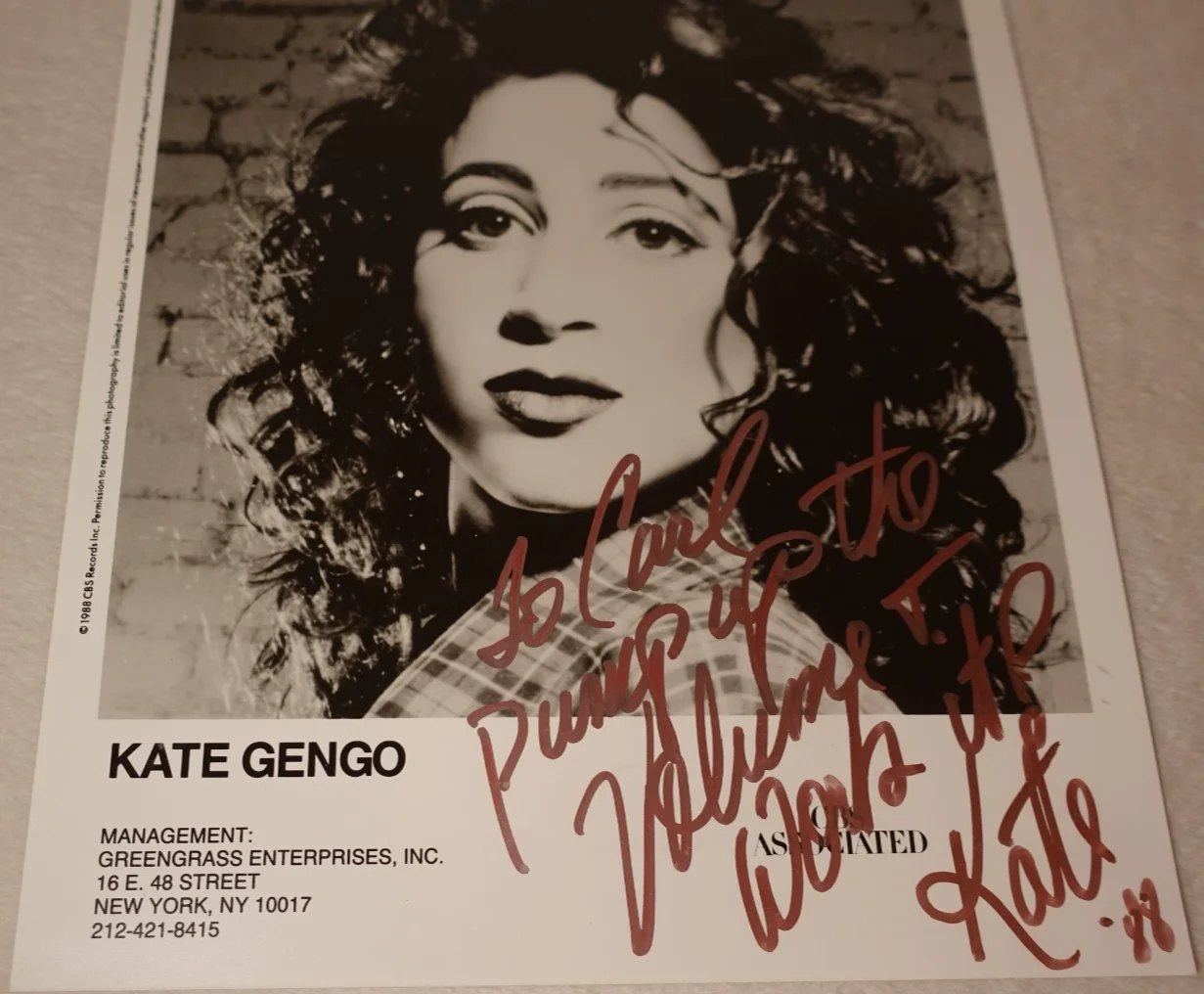 Kate Gengo SIGNED 1988 CBS Pop Dance Original Promotional Photo, изображение 3