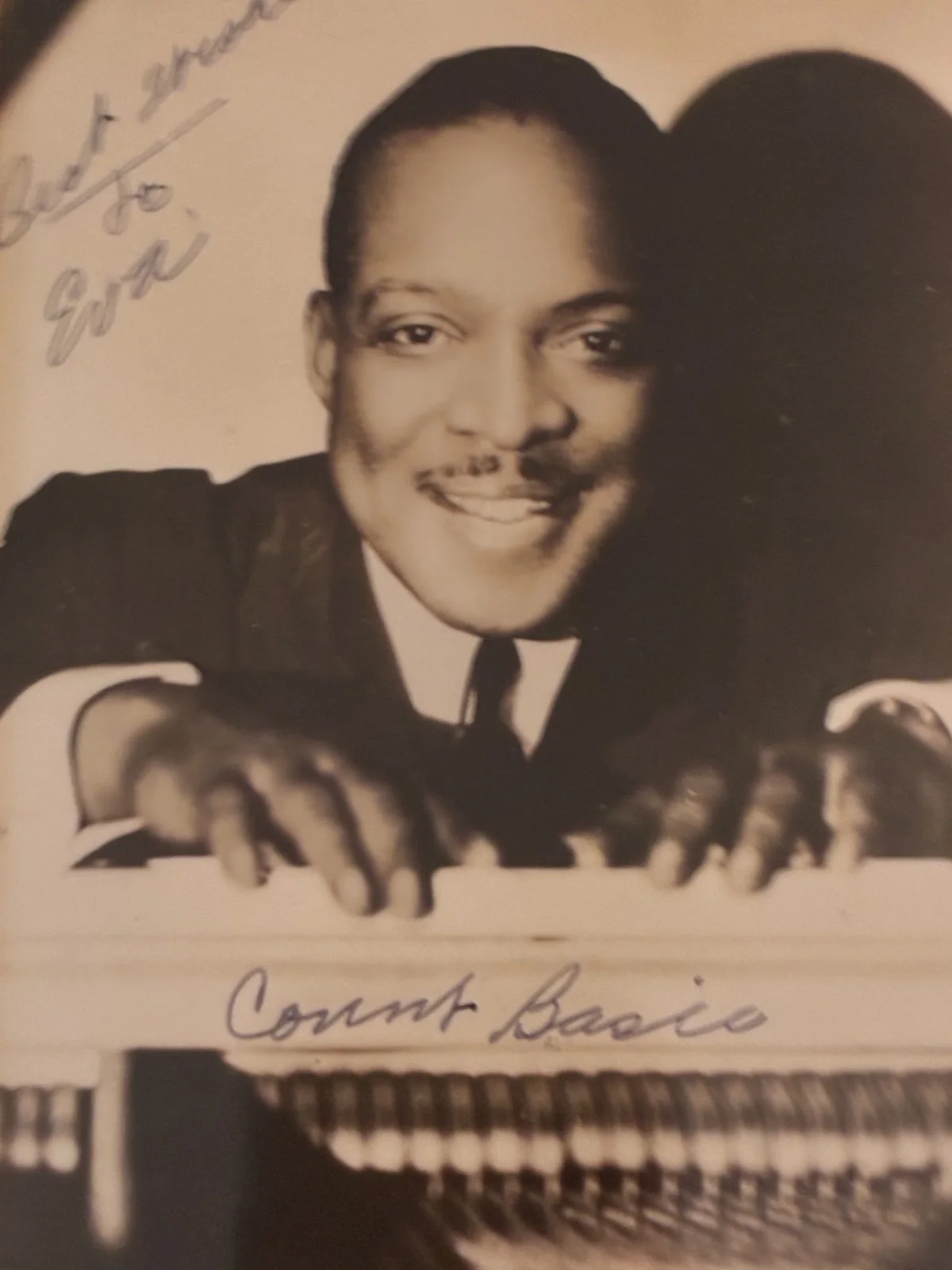 Rare Count Basie 1930's photo in vintage frame - signed, image 2