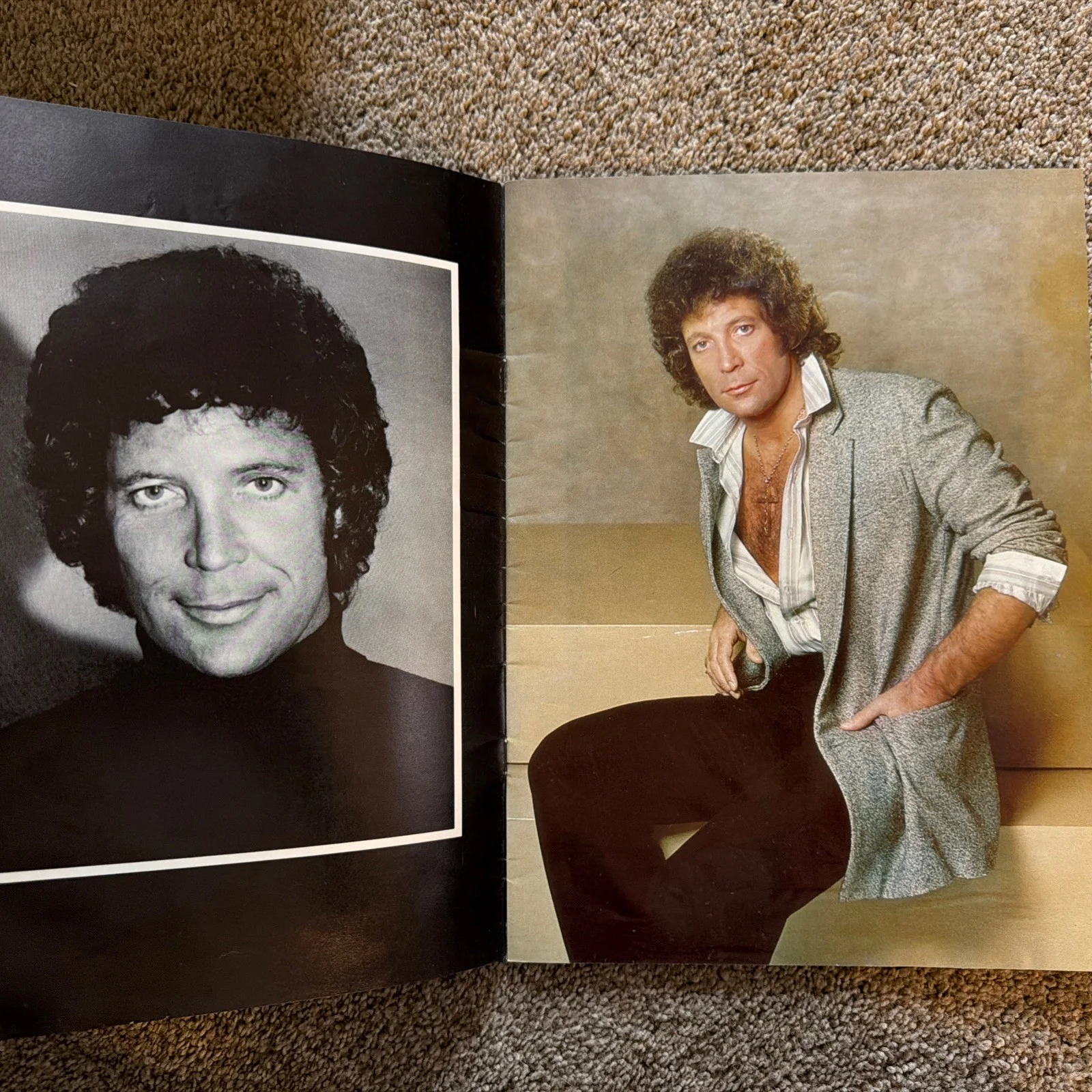 Tom Jones - 1979 Tour Concert Souvenir Program Book Autographed, image 2