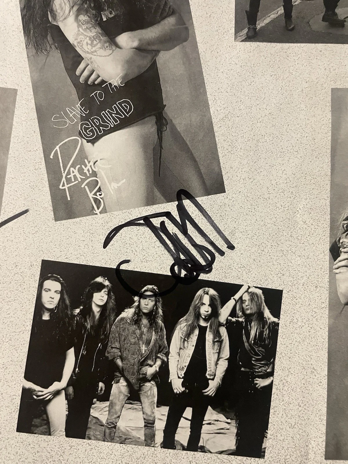 Skid Row Signed X5 Slave To The Grind Album Insert AUTOGRAPHED Whole Band 12x24, изображение 3