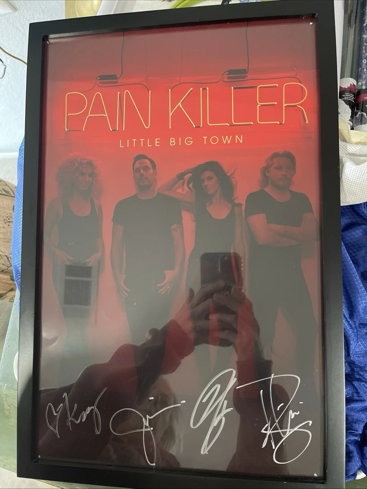 Framed Pain Killer Album Poster Signed By Little Big Town, изображение 2