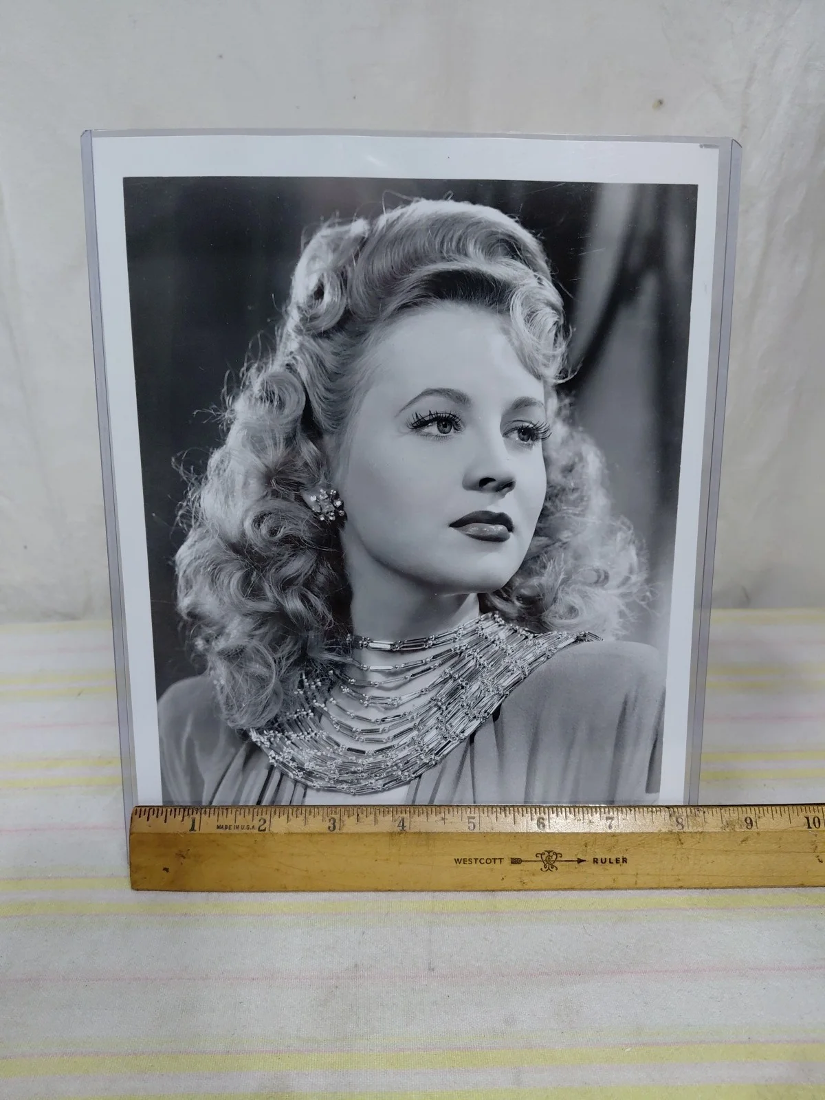 Annie Jeffreys — Annie Jeffreys Signed Autographed 8x10 Photo JSA Certified, image 4