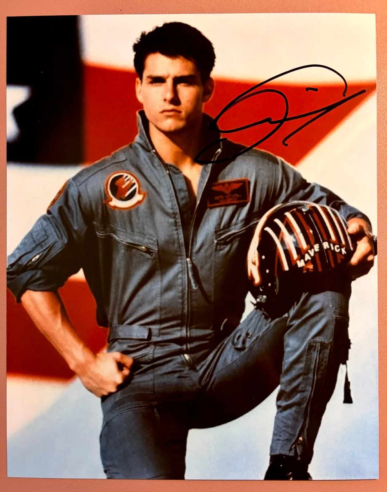 Tom Cruise — TOM CRUISE Signed•8x10 *TOP GUN* Color Photograph w/ COA• *MAVERICK*, изображение 2