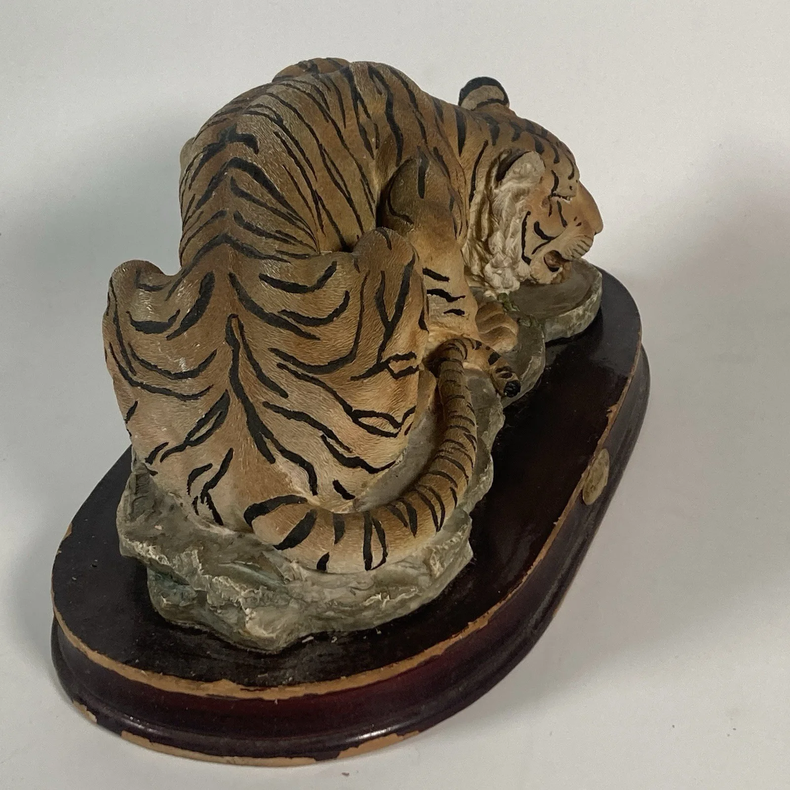 Juliana Collection 11” Low Stalking Tiger Resin Figurine Hand Painted Model, image 4