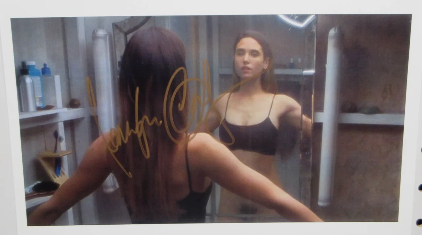JENNIFER CONNELLY — JENNIFER CONNELLY REQUIEM TO A DREAM MOVIE PHOTO - SIGNED 8" X 11" PHOTO W COA