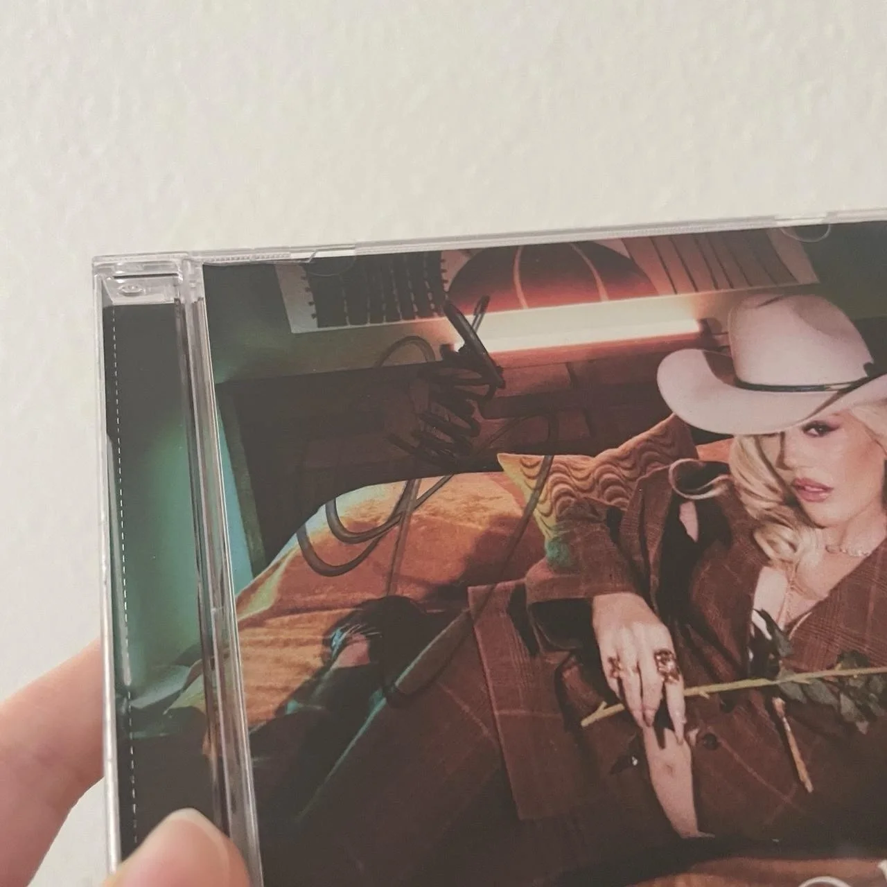 Gwen Stefani Signed “Bouquet” CD Album Autographed Booklet, изображение 5