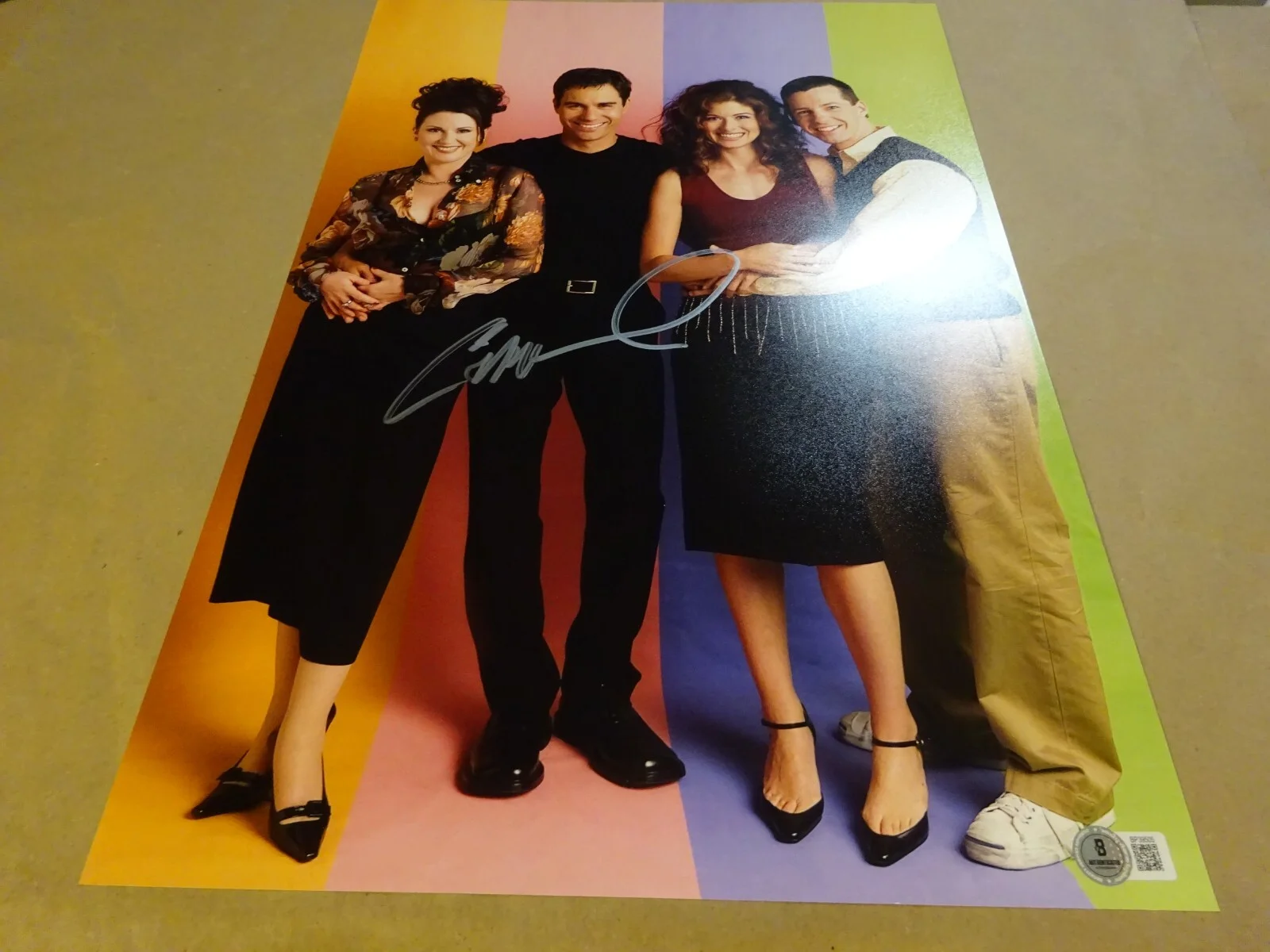 Eric McCormack — Signed Eric McCormack Autographed Will & Grace 12"x18" Photo Beckett BAS COA, изображение 2